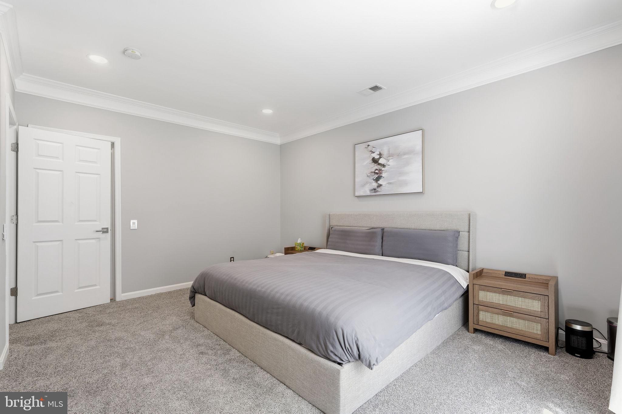 HEATHERBROOK - Residential
