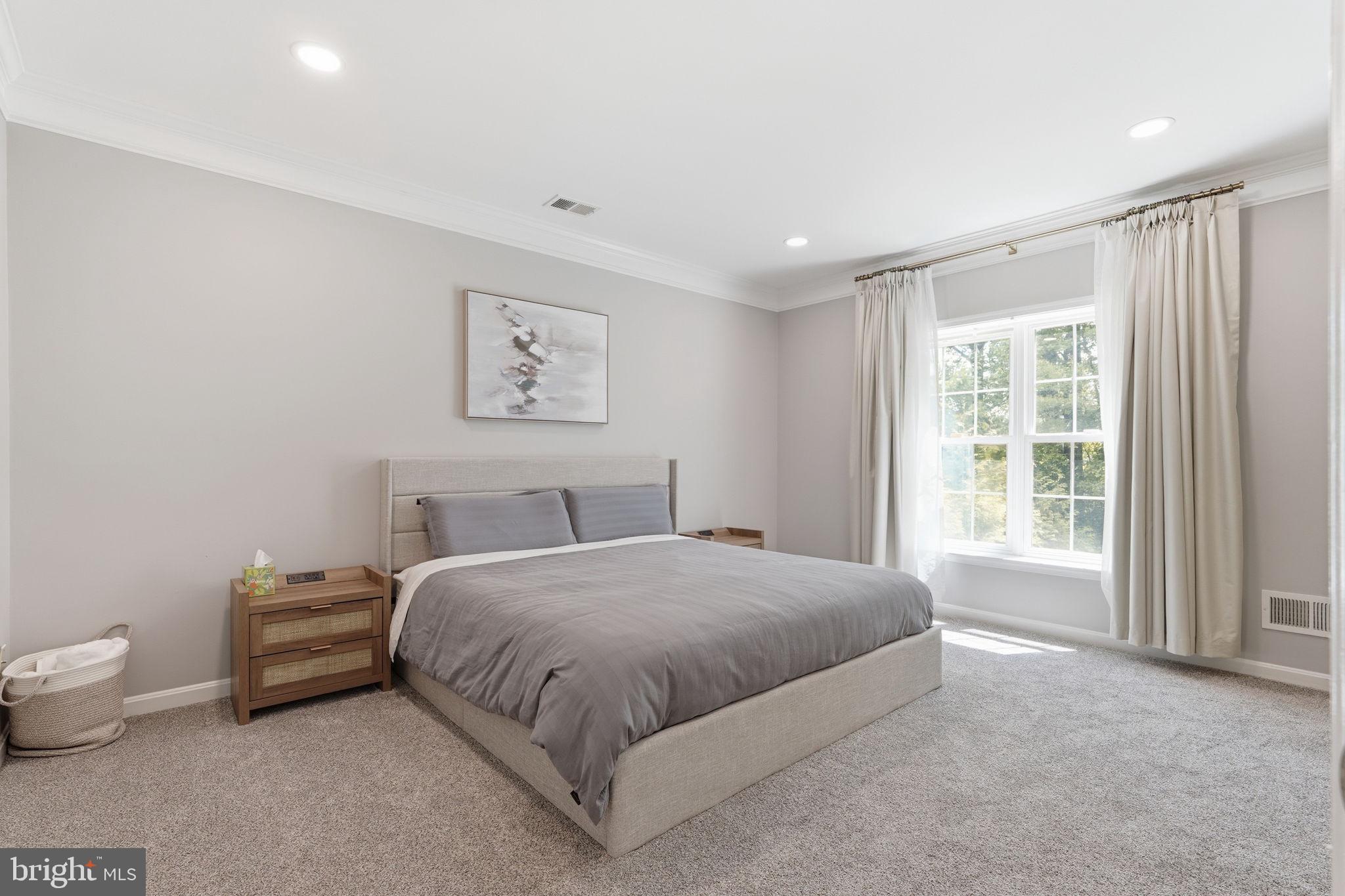 HEATHERBROOK - Residential