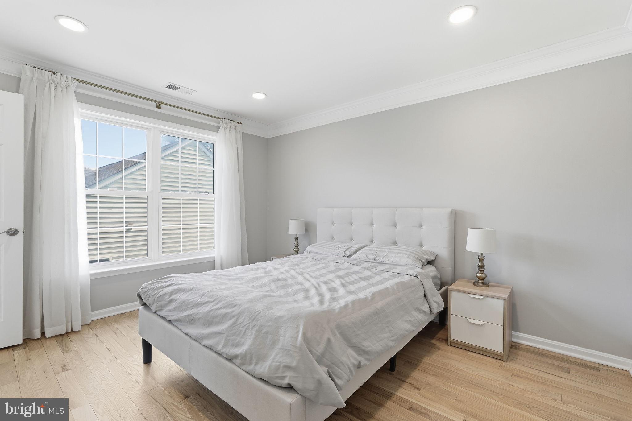 HEATHERBROOK - Residential