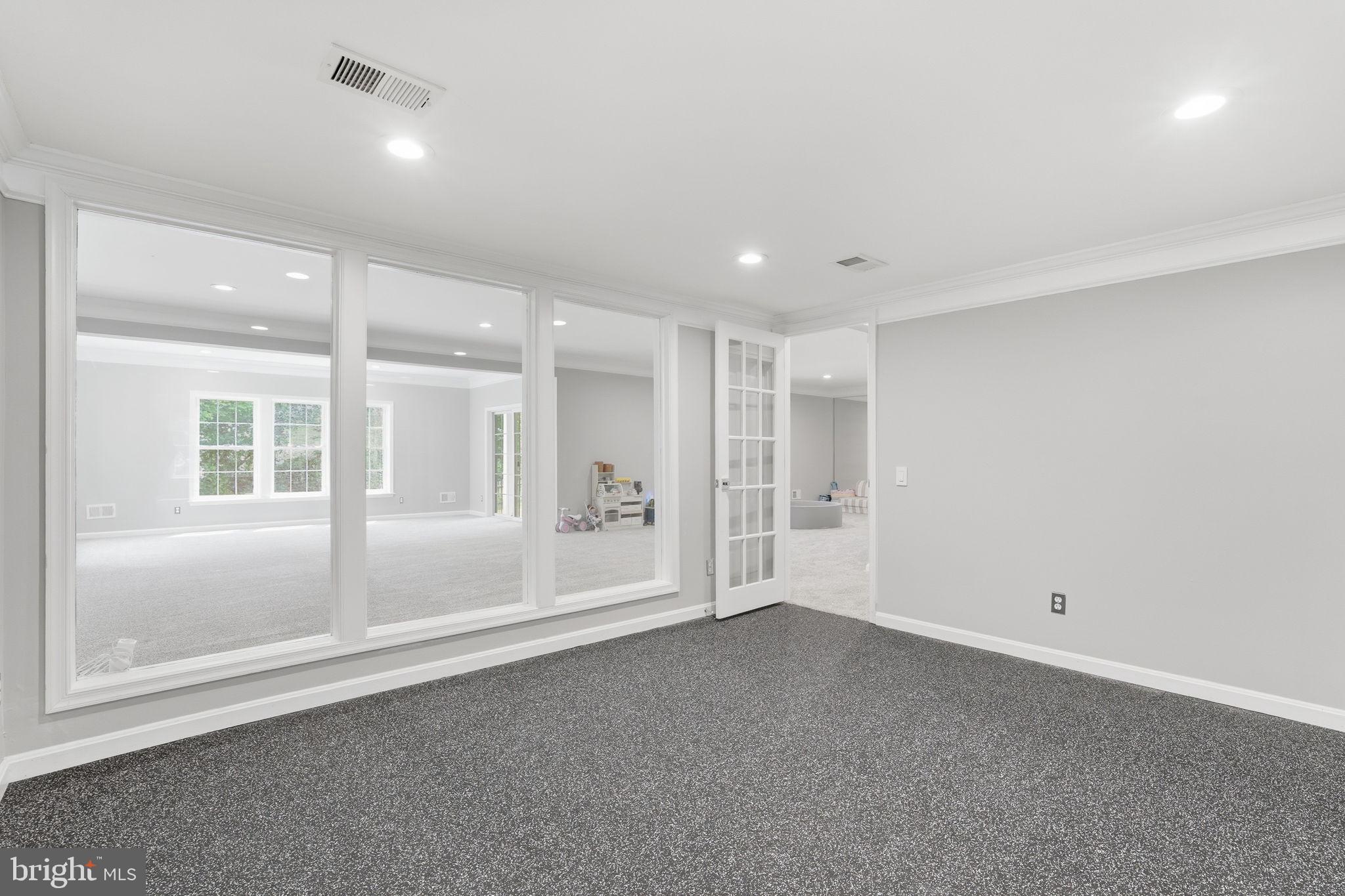 HEATHERBROOK - Residential
