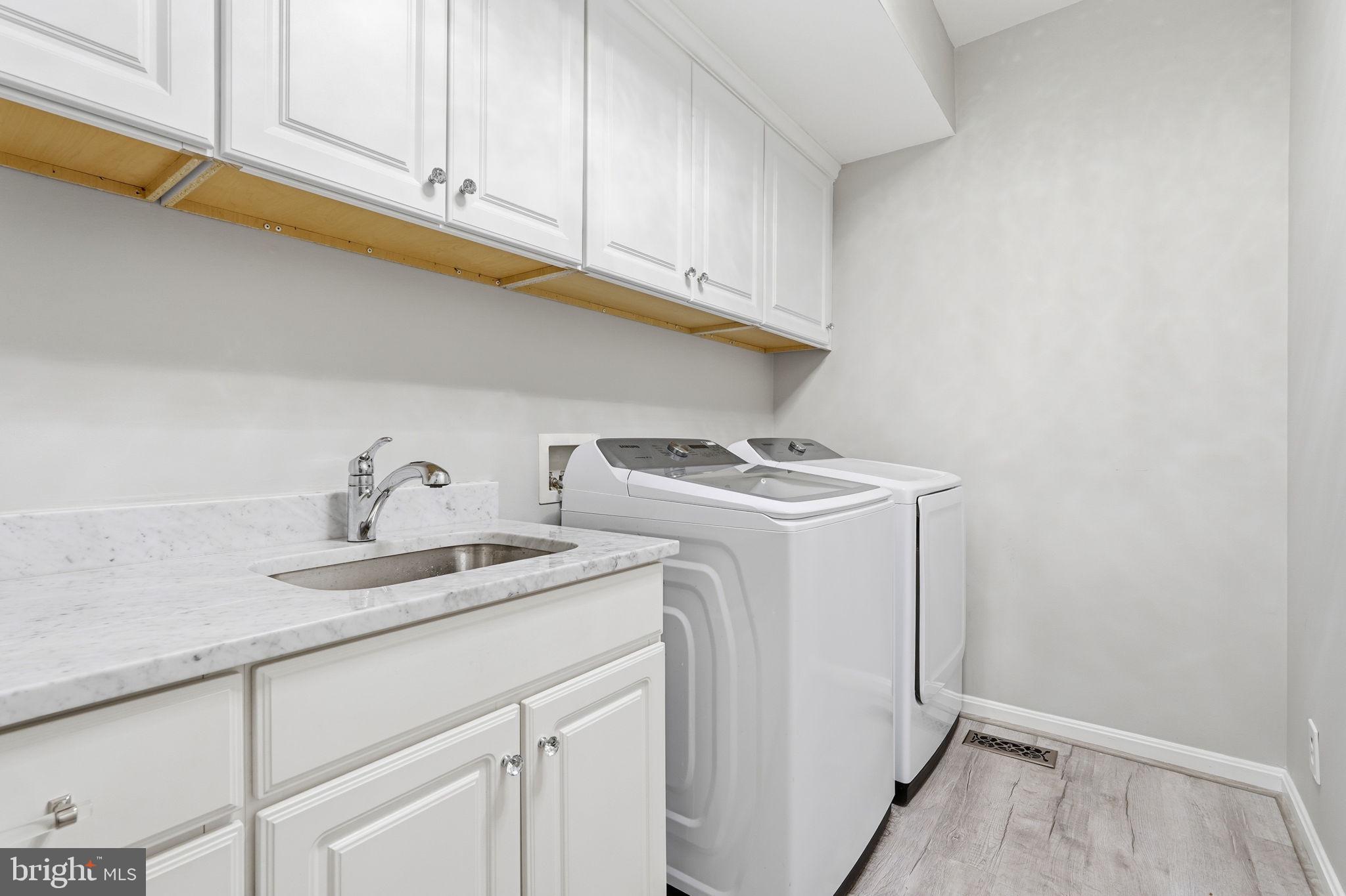 HEATHERBROOK - Residential
