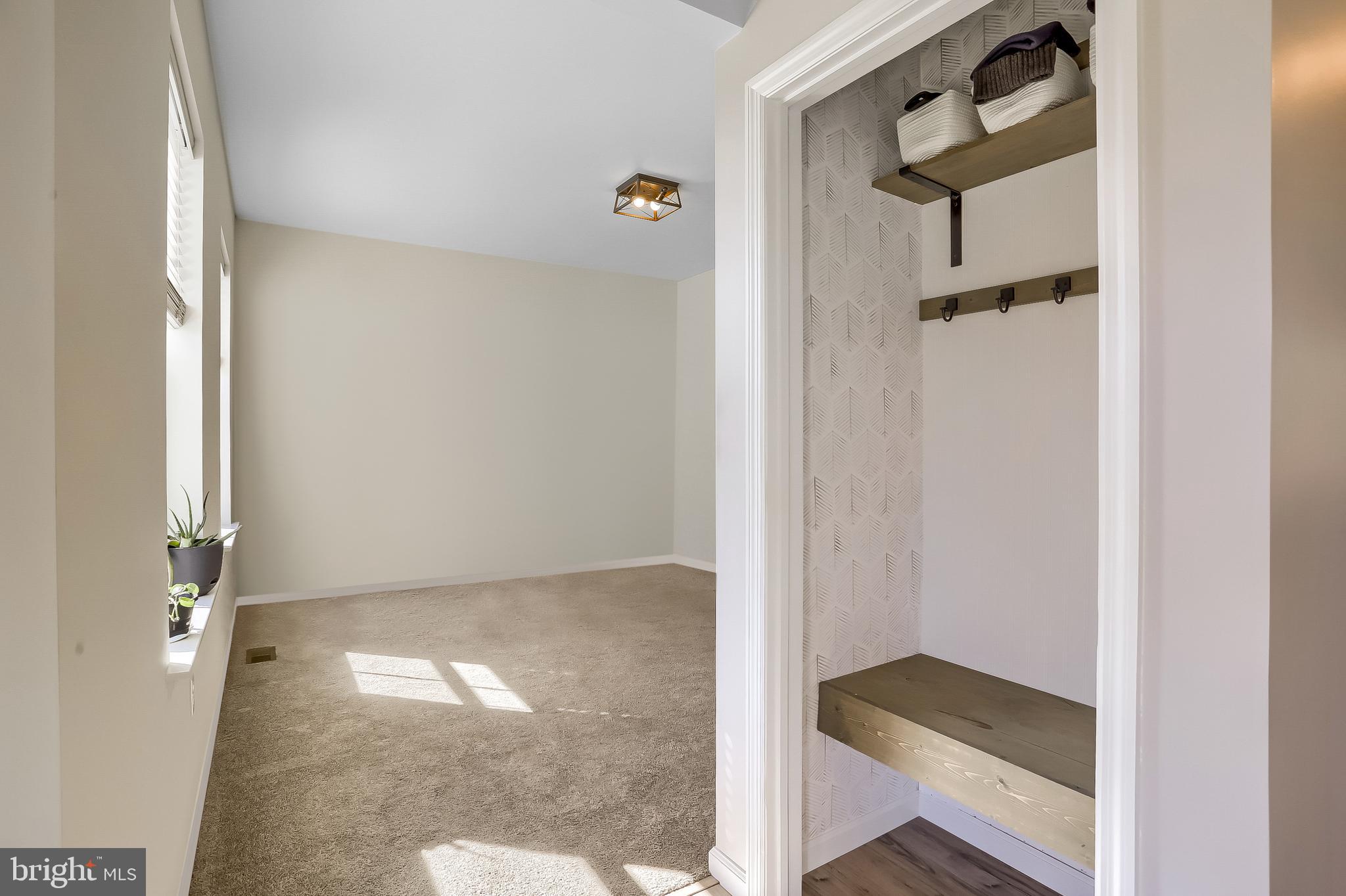 MAYBERRY - Residential