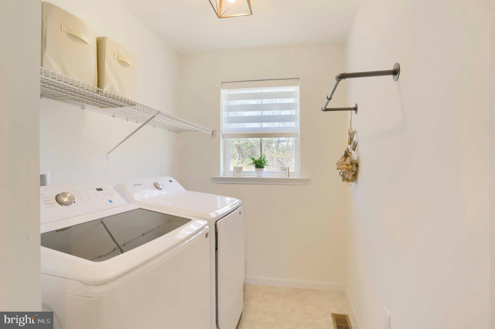 MAYBERRY - Residential