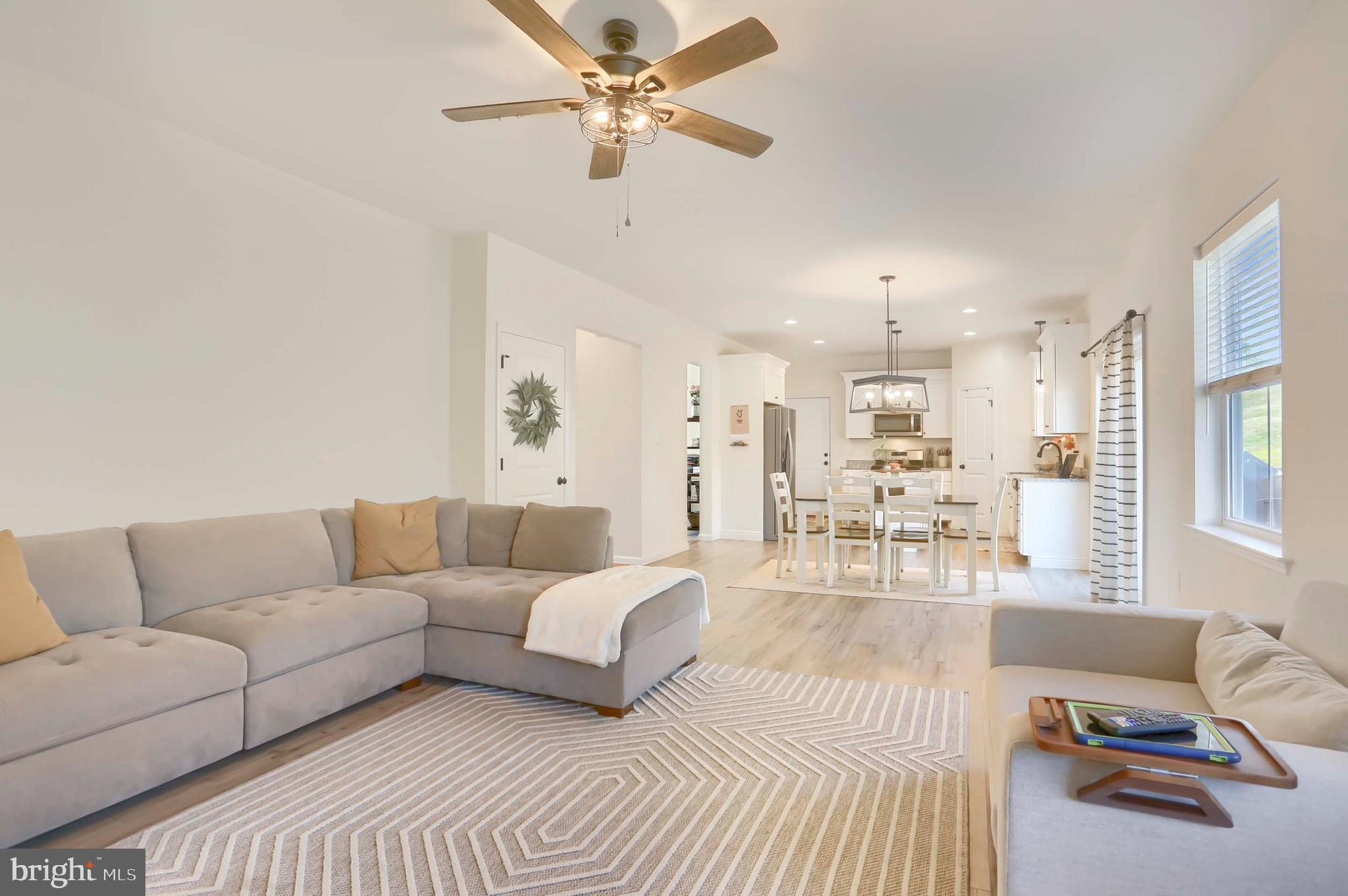 MAYBERRY - Residential