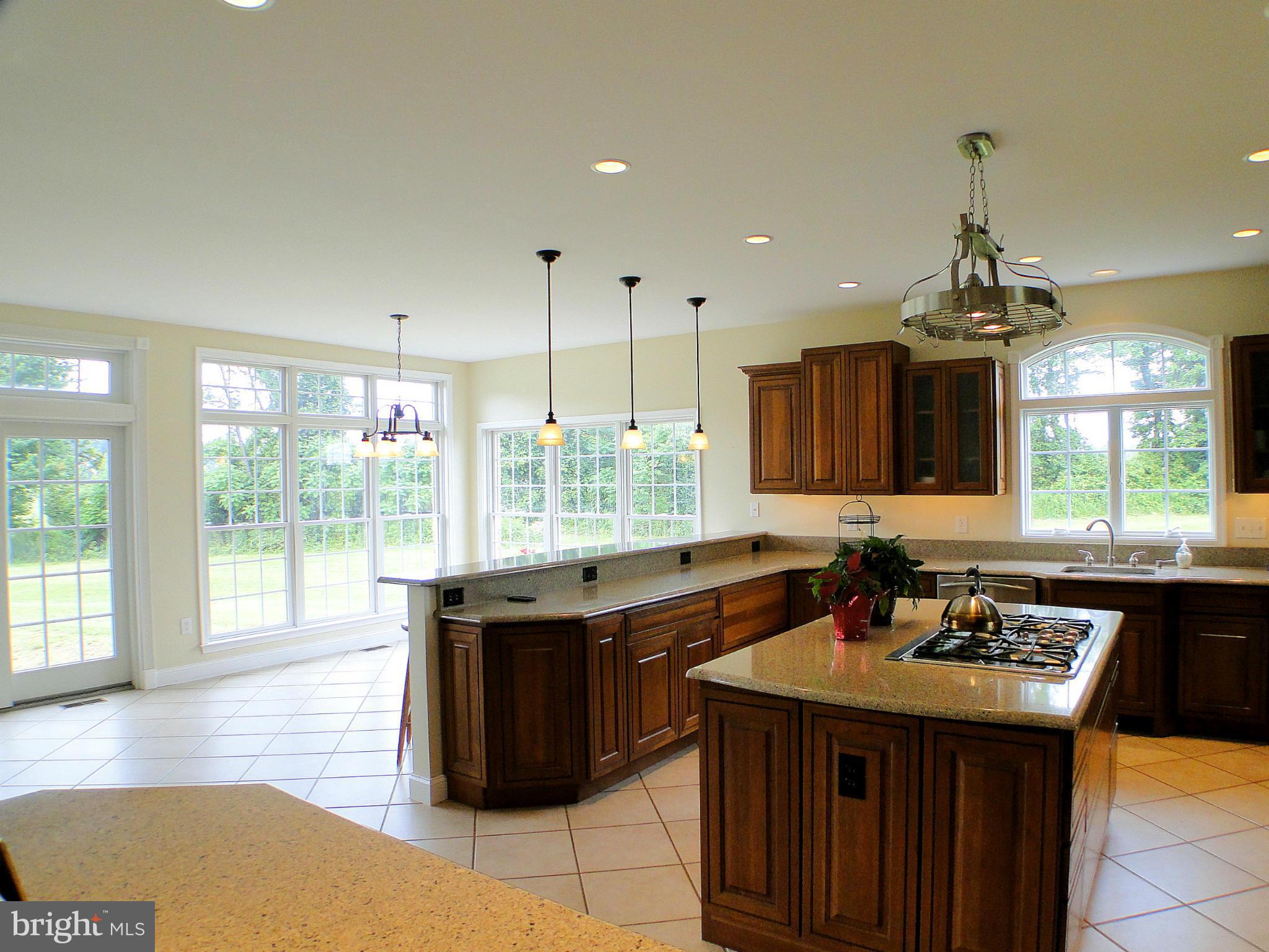 JARRETTSVILLE - Residential