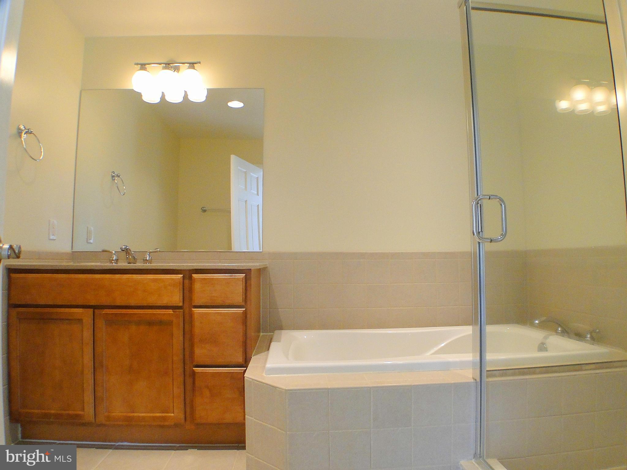 JARRETTSVILLE - Residential