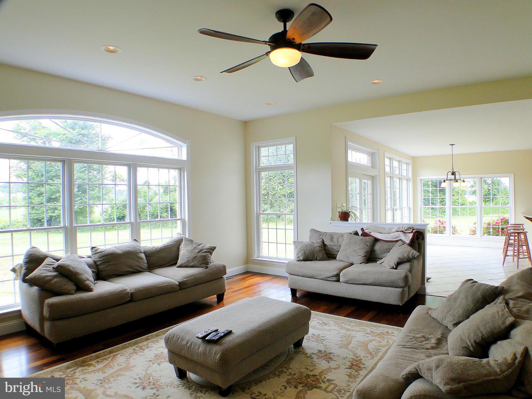 JARRETTSVILLE - Residential