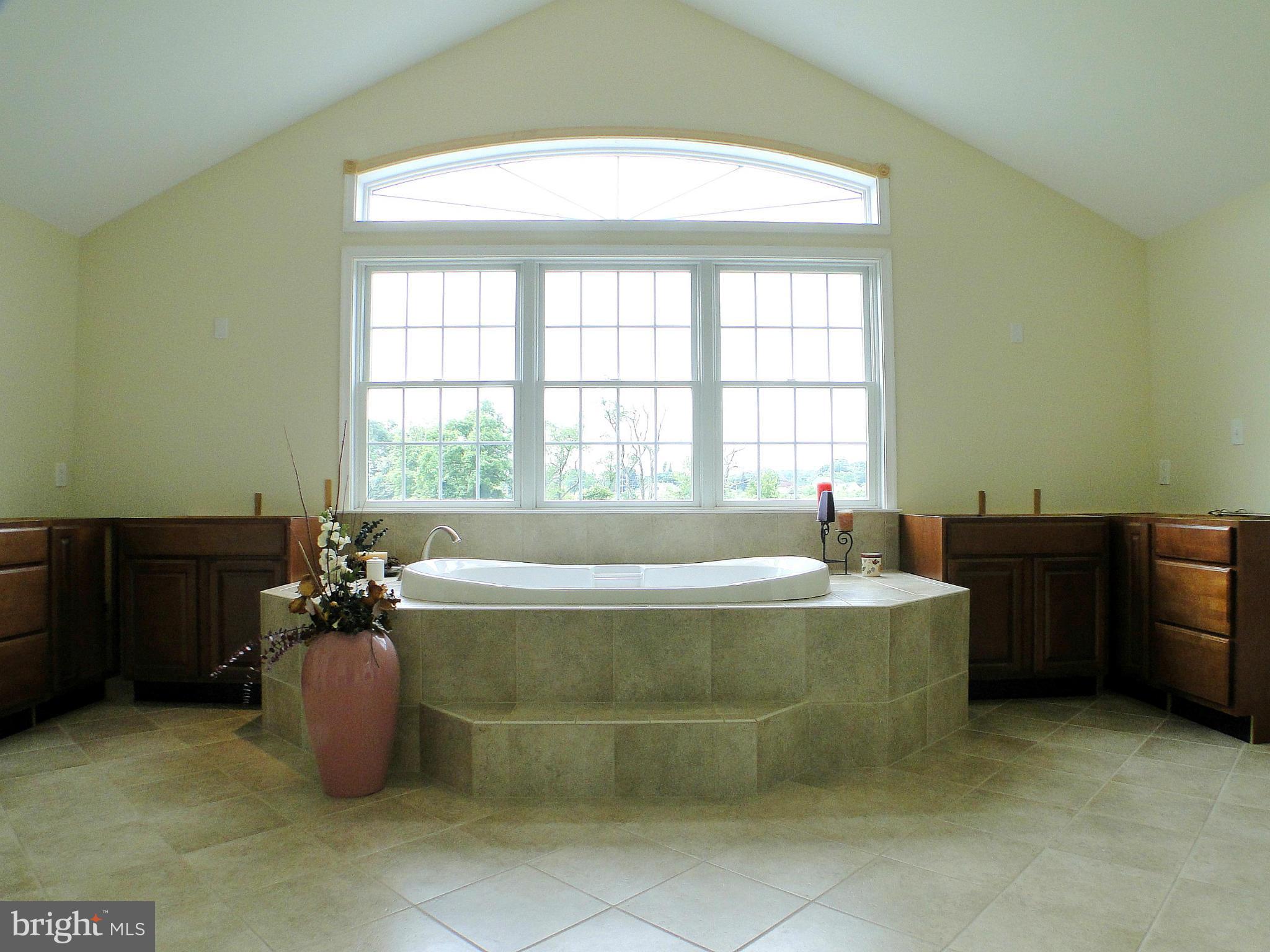 JARRETTSVILLE - Residential