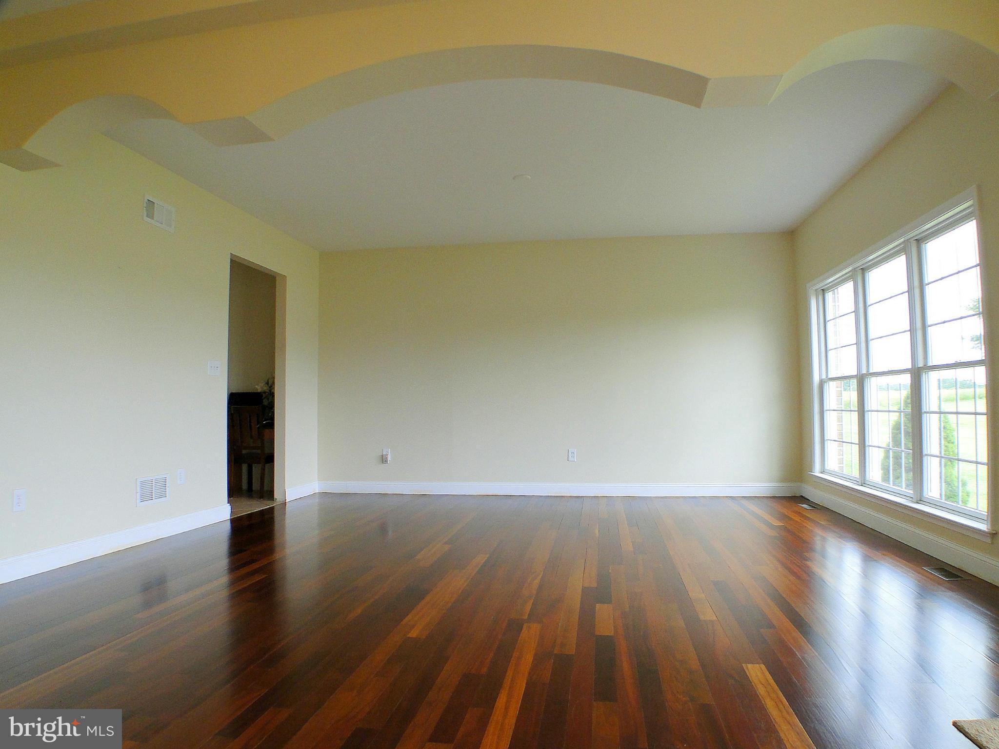 JARRETTSVILLE - Residential