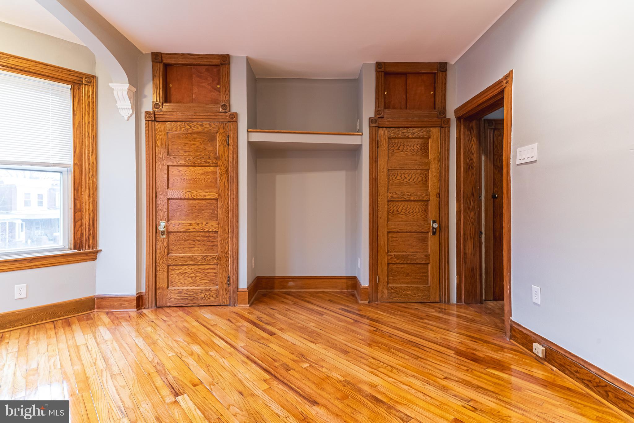 UNIVERSITY CITY - Residential