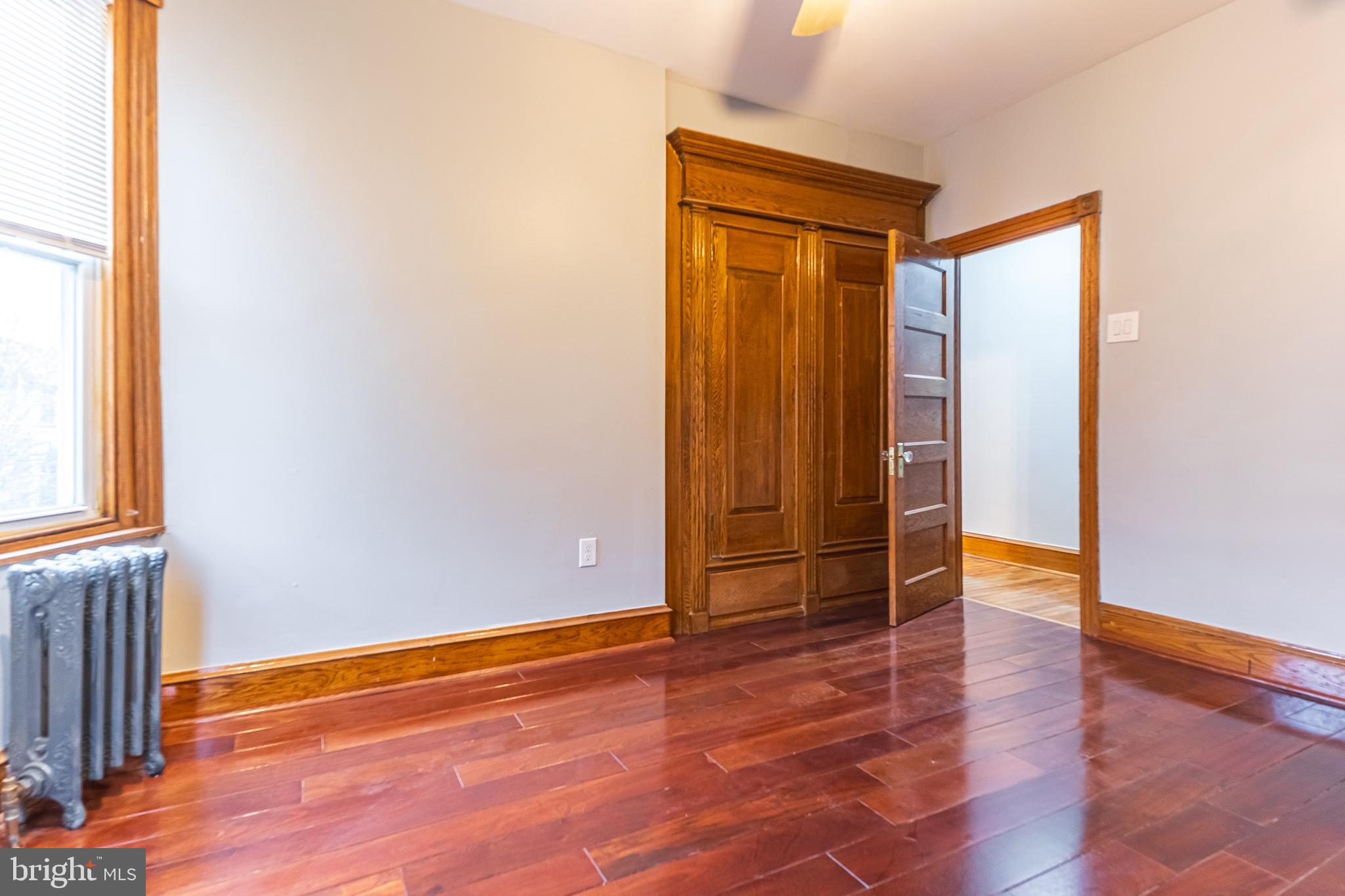 UNIVERSITY CITY - Residential