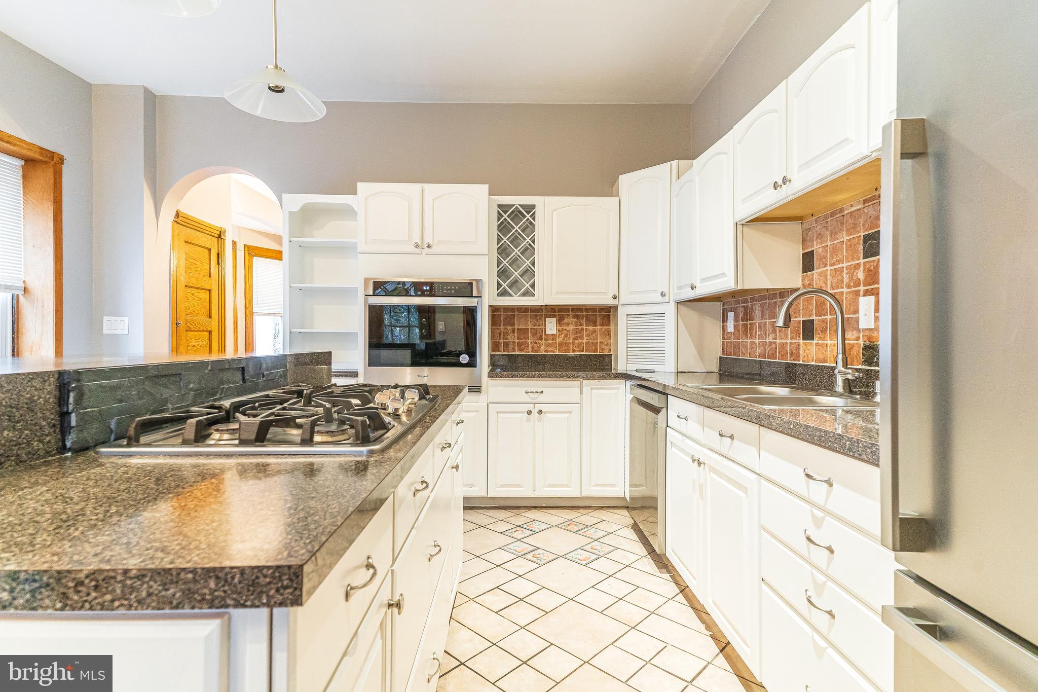 UNIVERSITY CITY - Residential