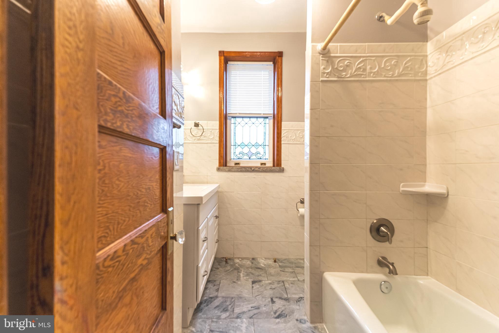 UNIVERSITY CITY - Residential