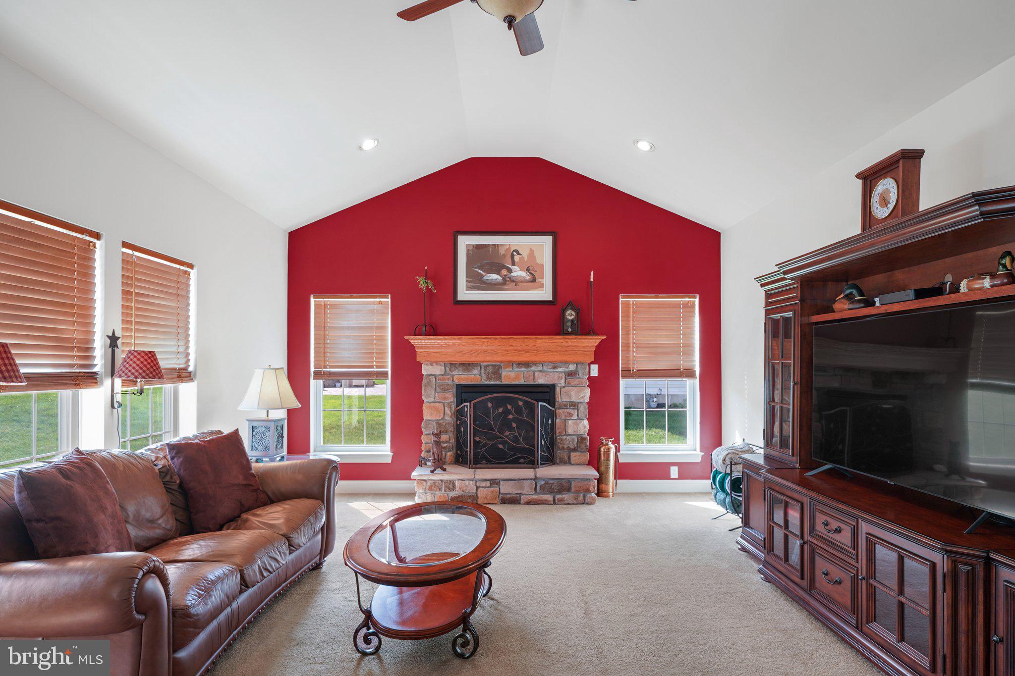 SANDY HILL - Residential