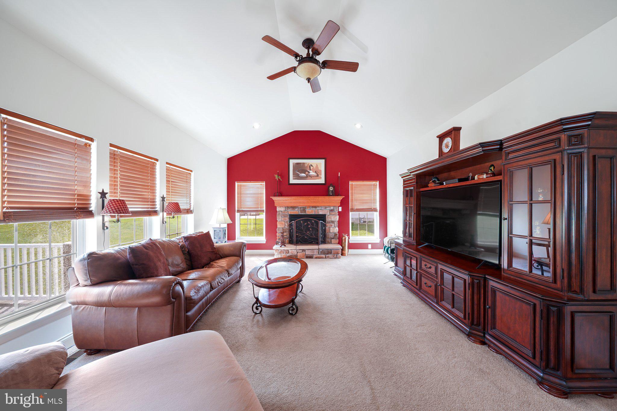 SANDY HILL - Residential