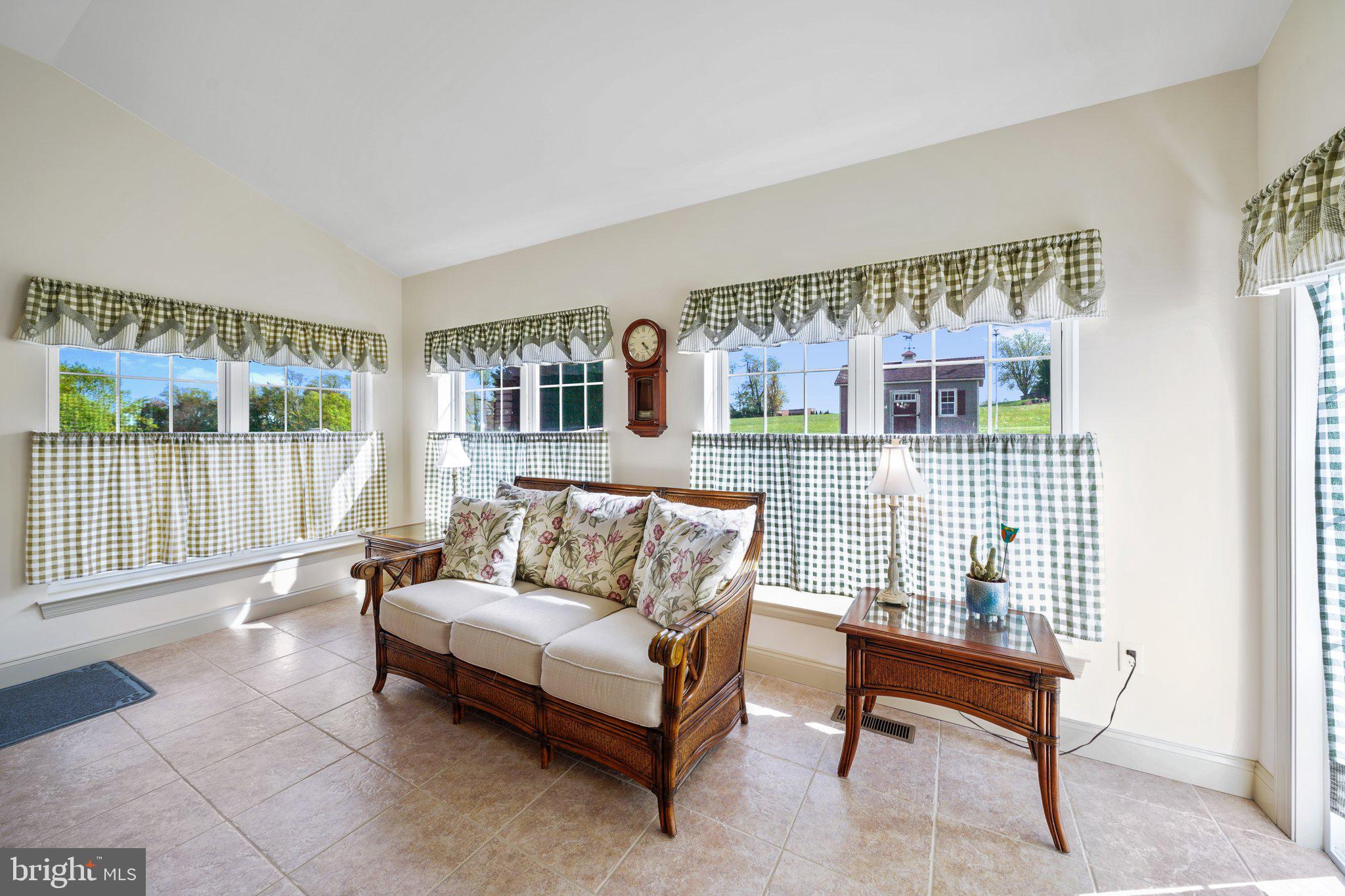 SANDY HILL - Residential