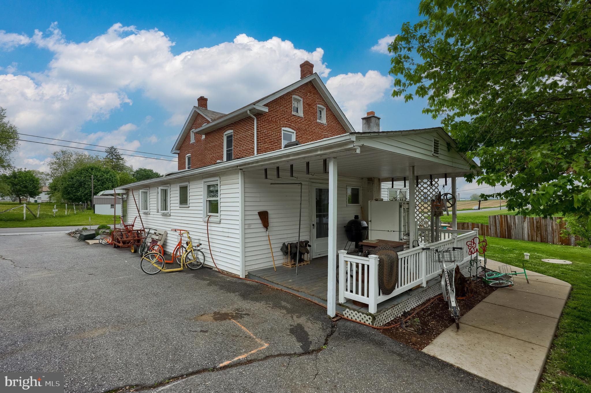 706 N SHIRK ROAD