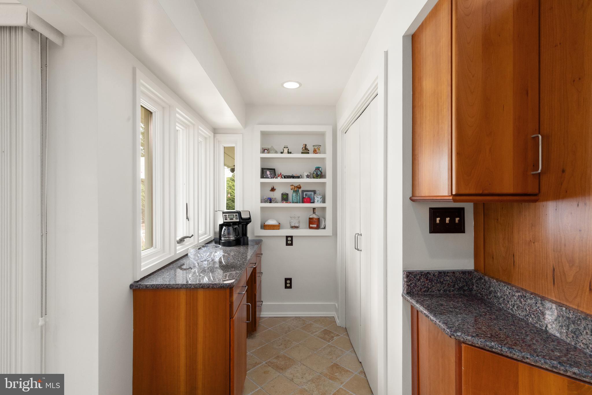 HAMPTON - Residential