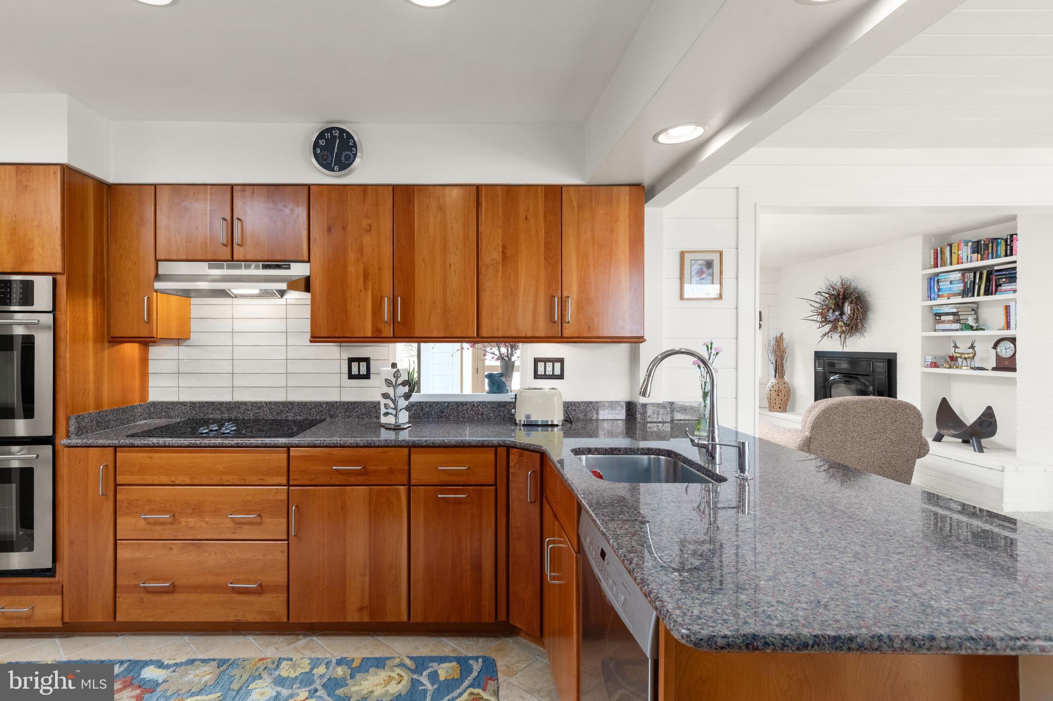 HAMPTON - Residential