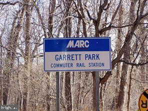 PARKSIDE CONDOMINIUMS - Residential