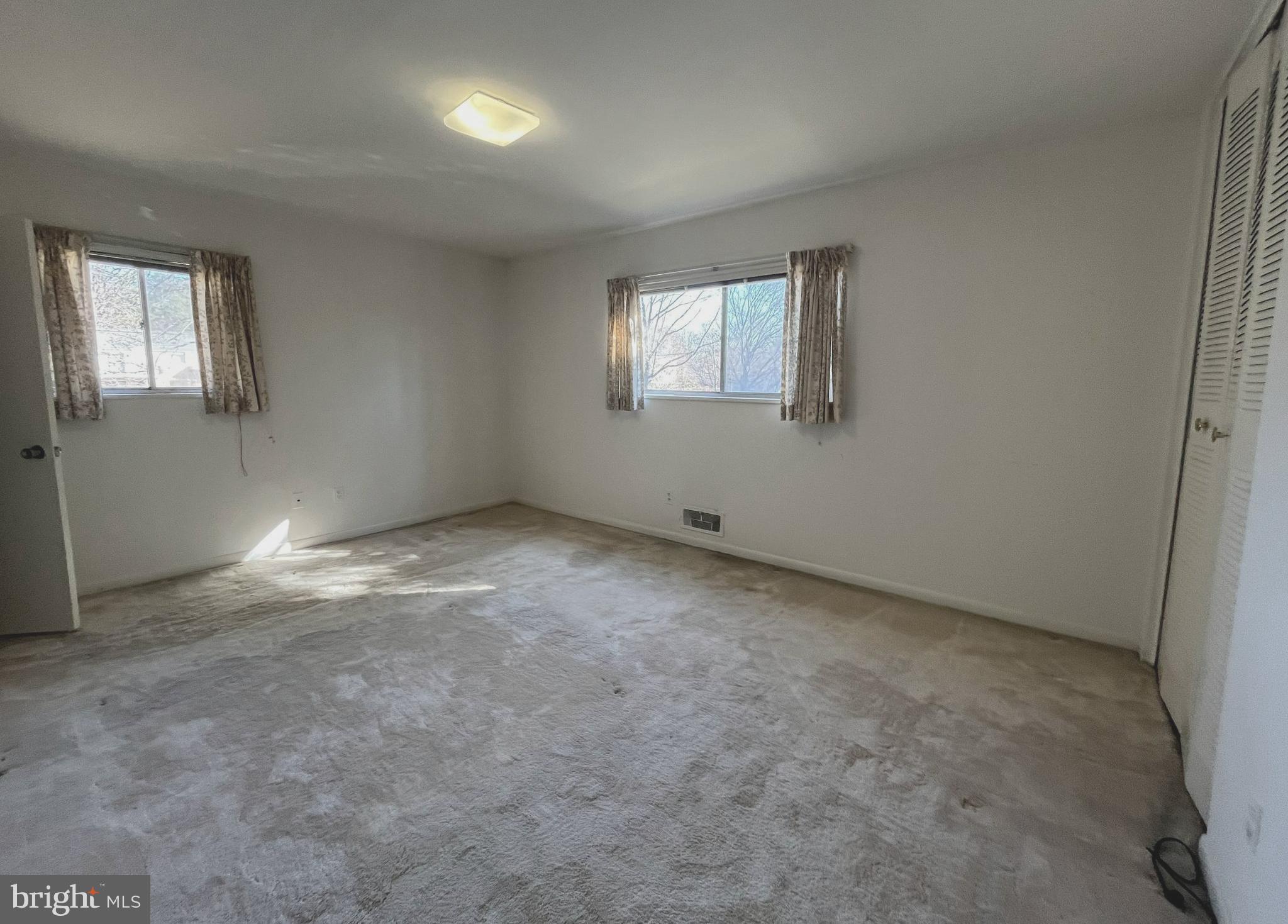 PARKSIDE CONDOMINIUMS - Residential