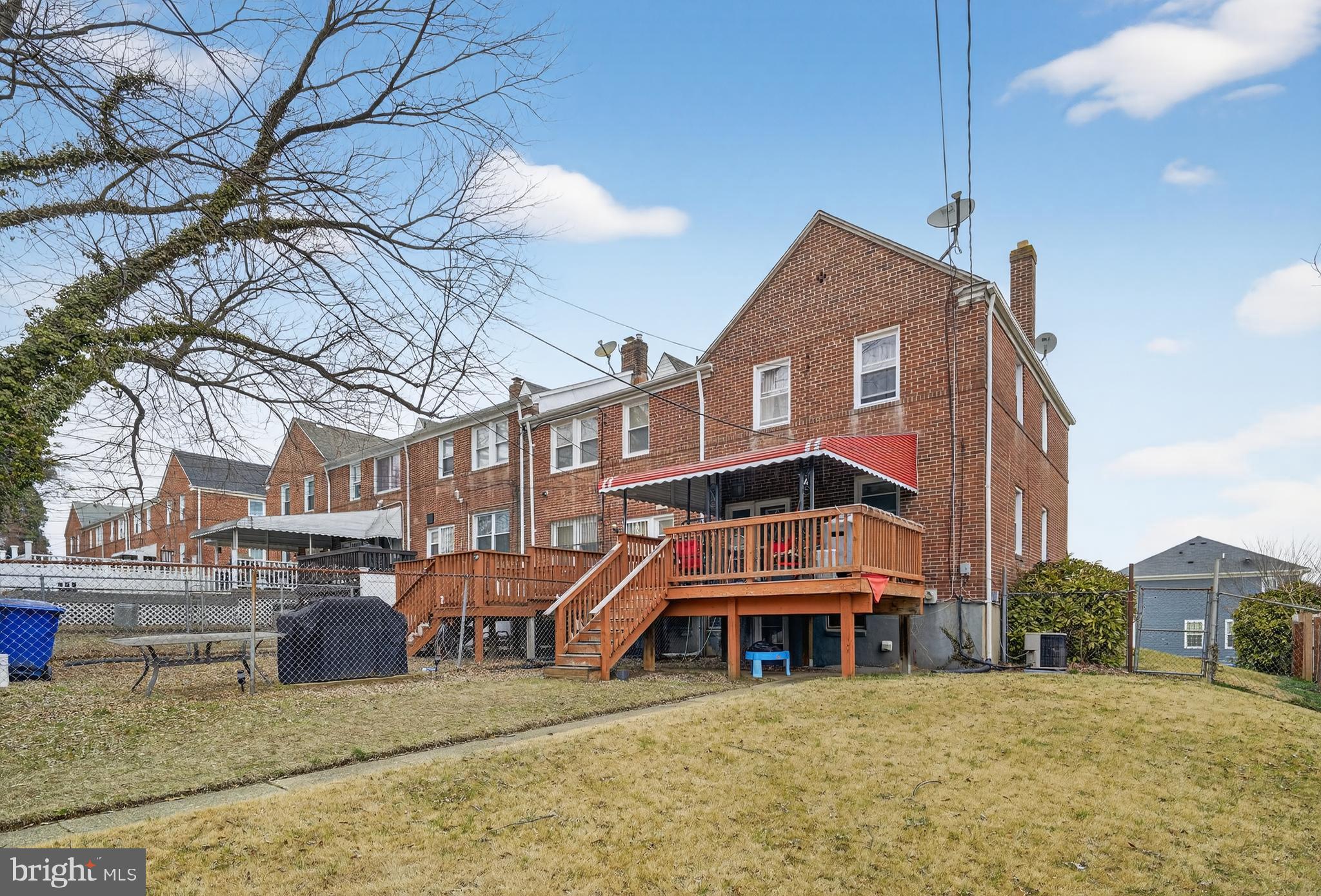 UPLANDS - Residential