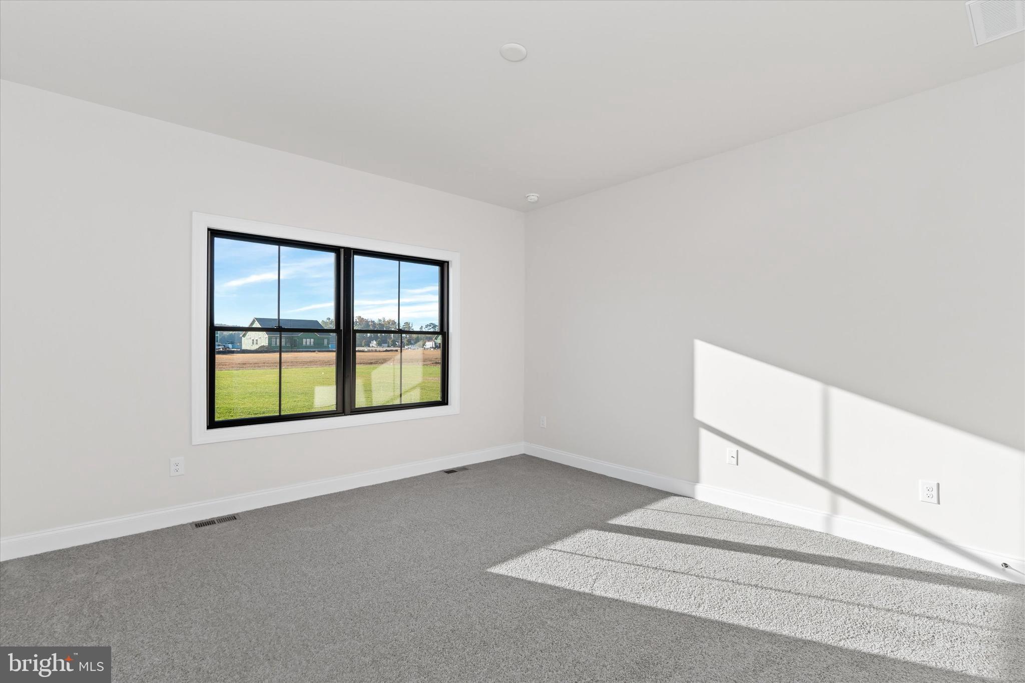 LAKEVIEW ESTATES - Residential