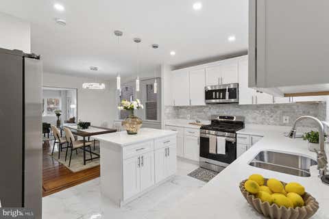 Townhouse For Sale - 817 Passmore Street<br/> PHILADELPHIA, PA 19111