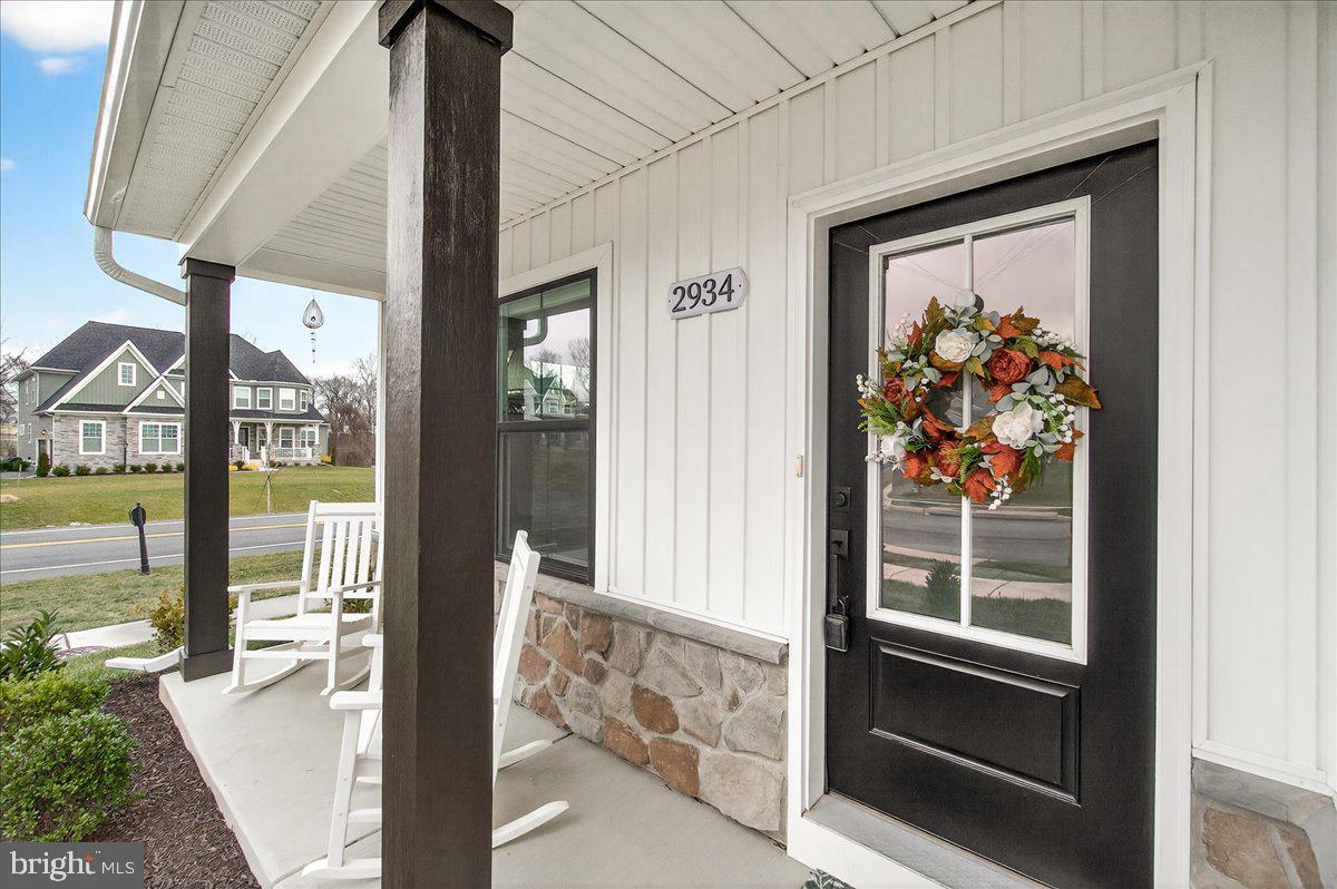 2934 FENCE BUSTER CT