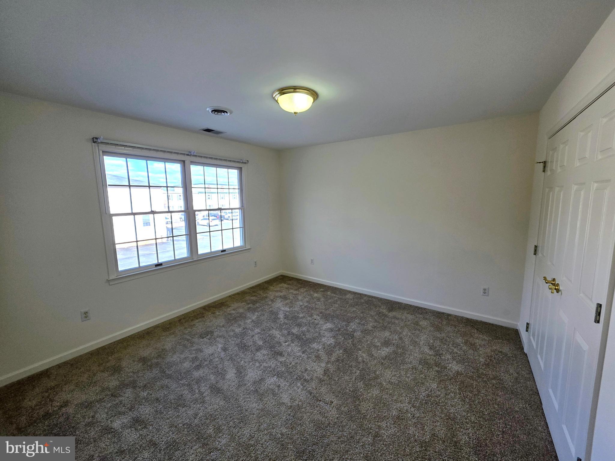 NORTH EAST - Residential Lease