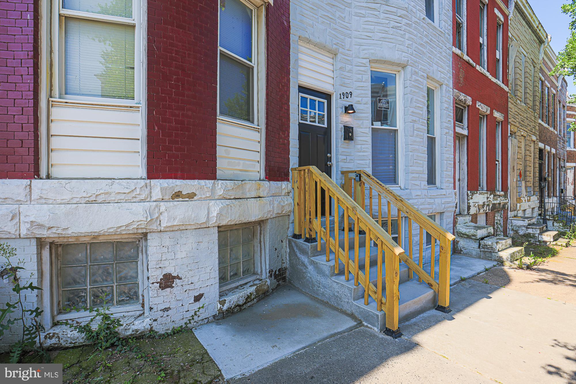 MIDTOWN EDMONDSON - Residential