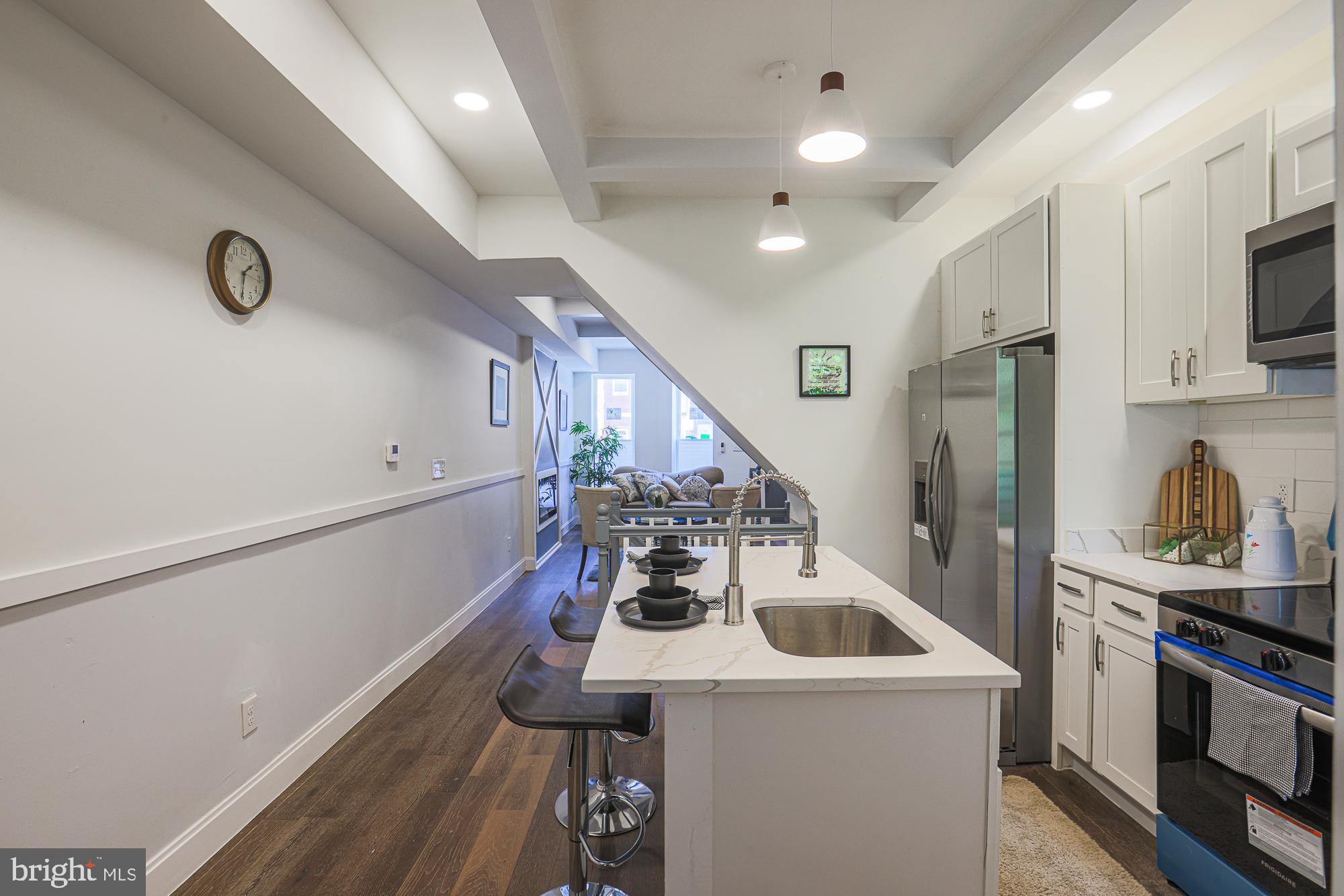 MIDTOWN EDMONDSON - Residential