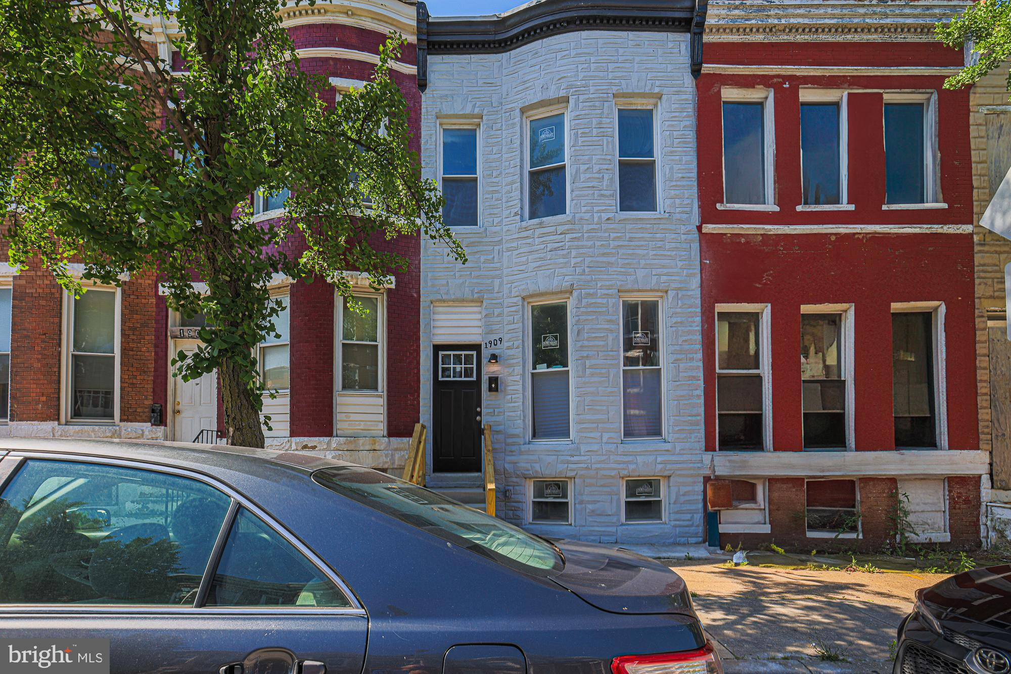 MIDTOWN EDMONDSON - Residential