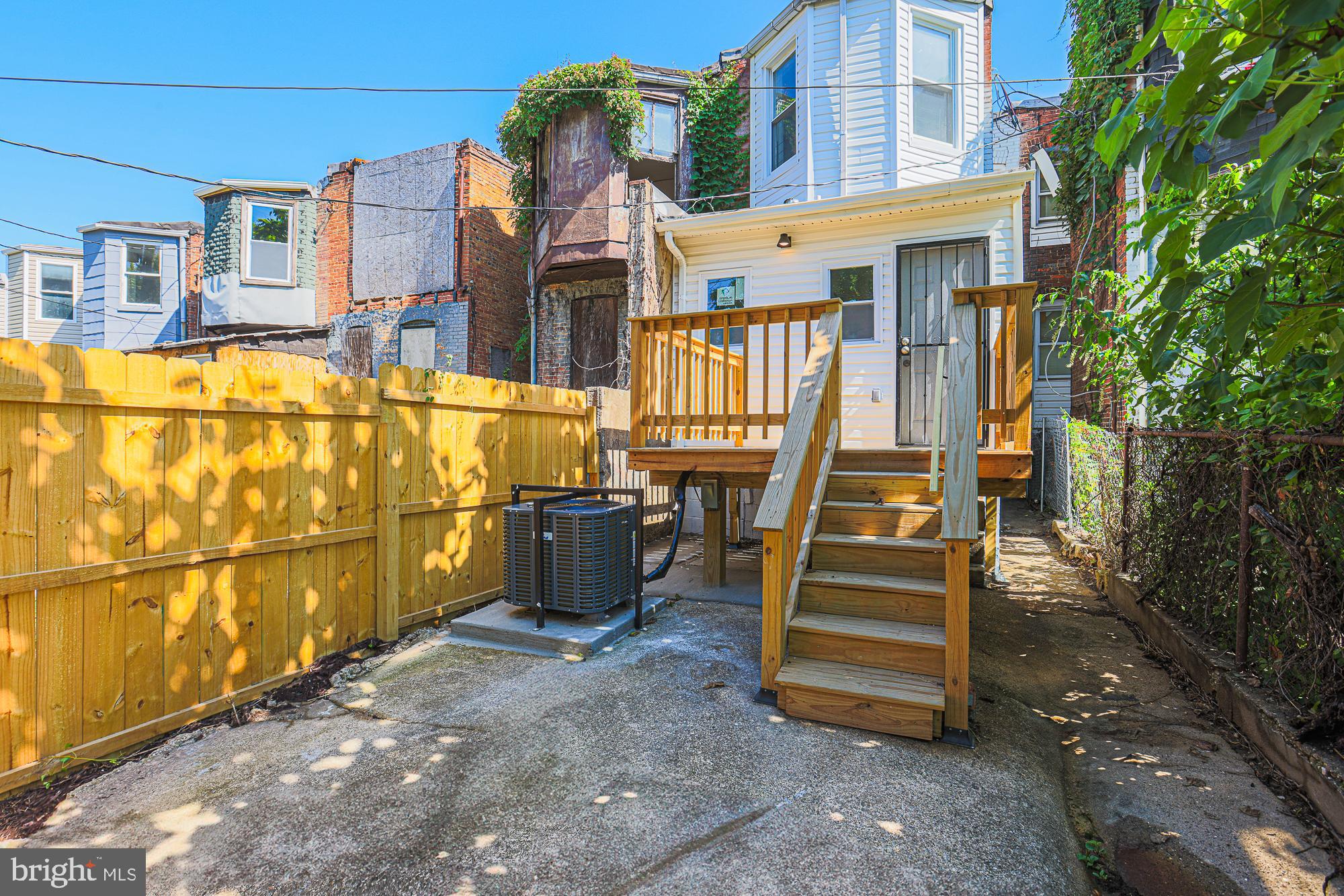 MIDTOWN EDMONDSON - Residential