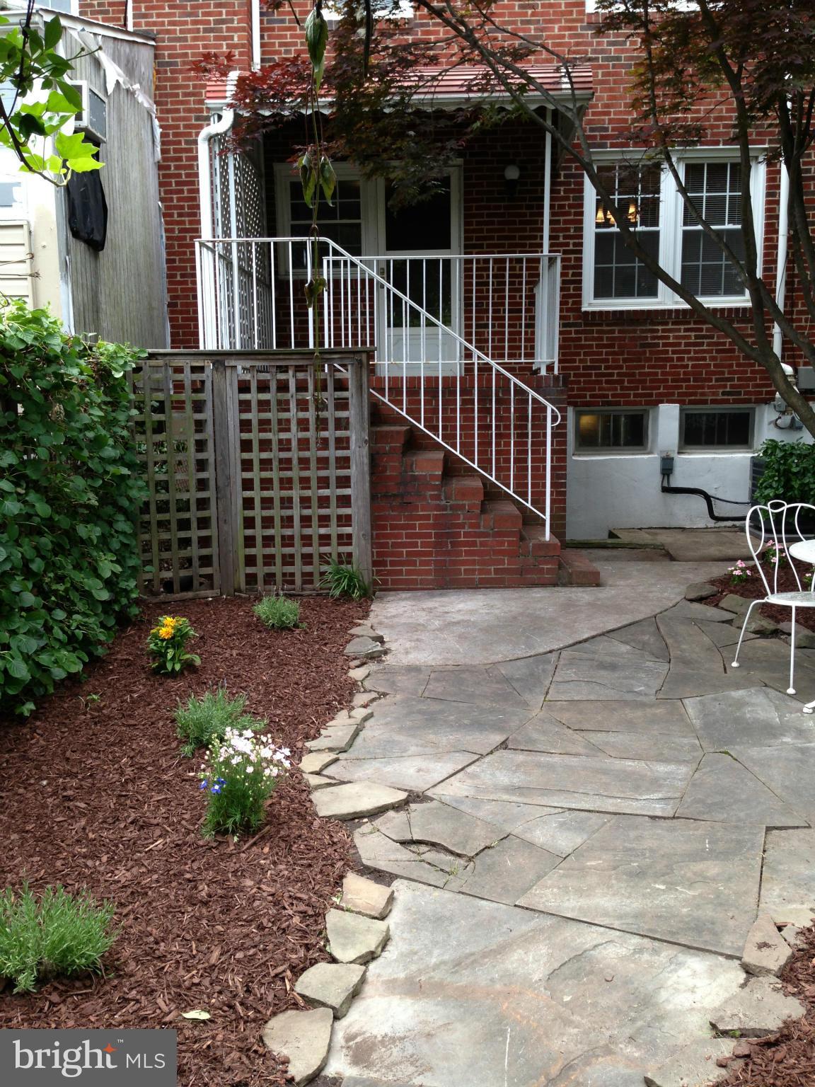 LOCH RAVEN MANOR - Residential Lease