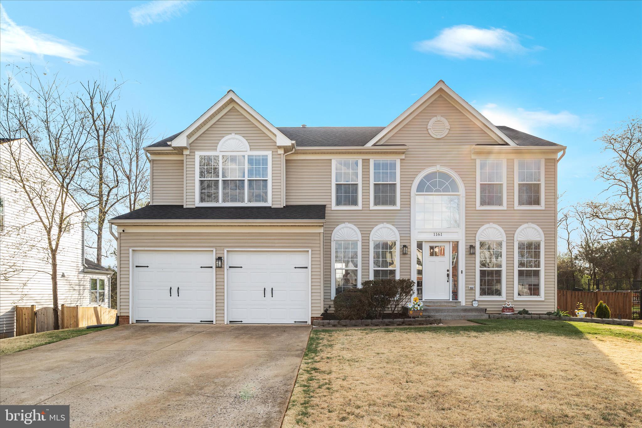 HAPPY CREEK KNOLLS - Residential