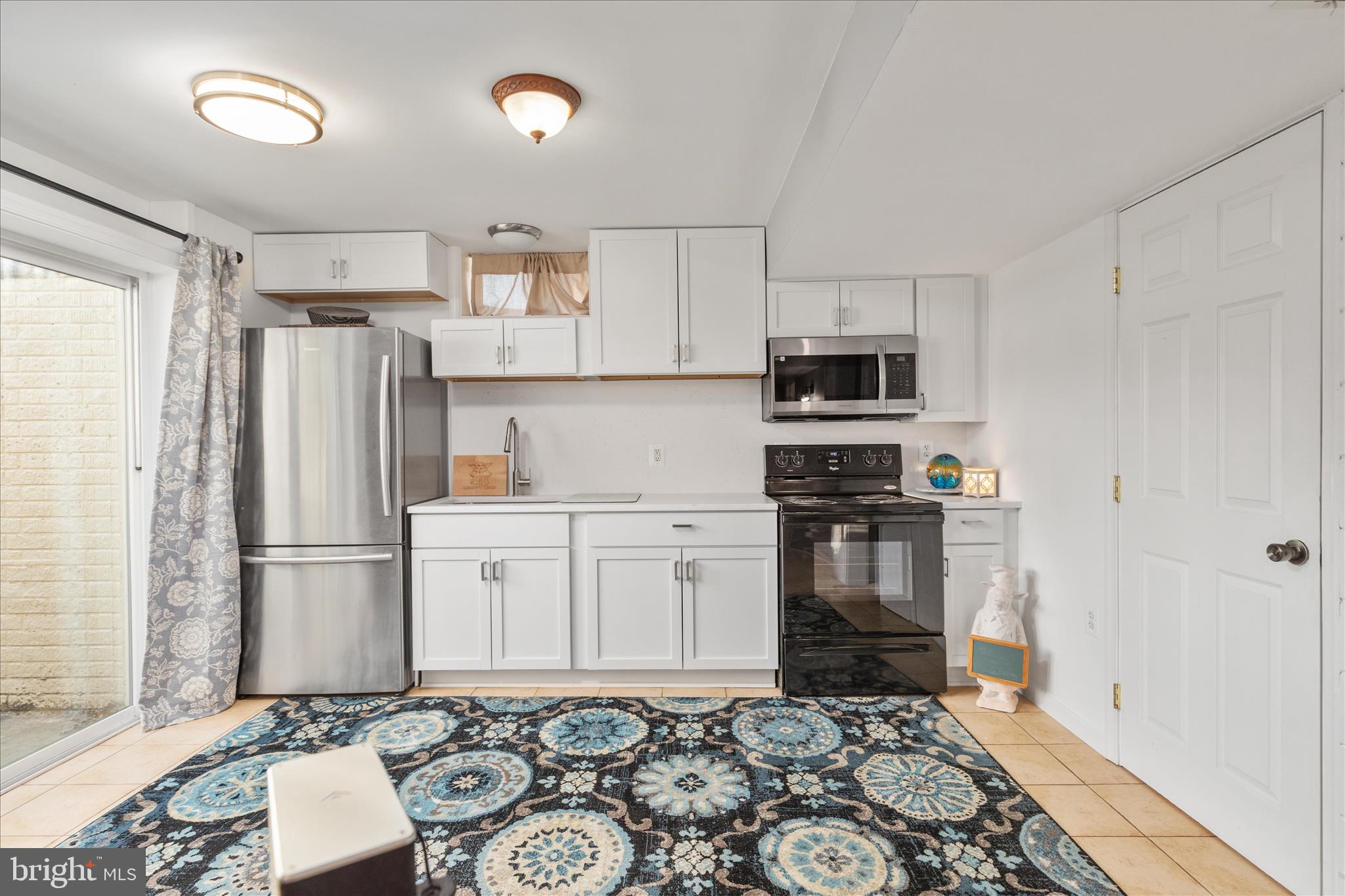 HAPPY CREEK KNOLLS - Residential