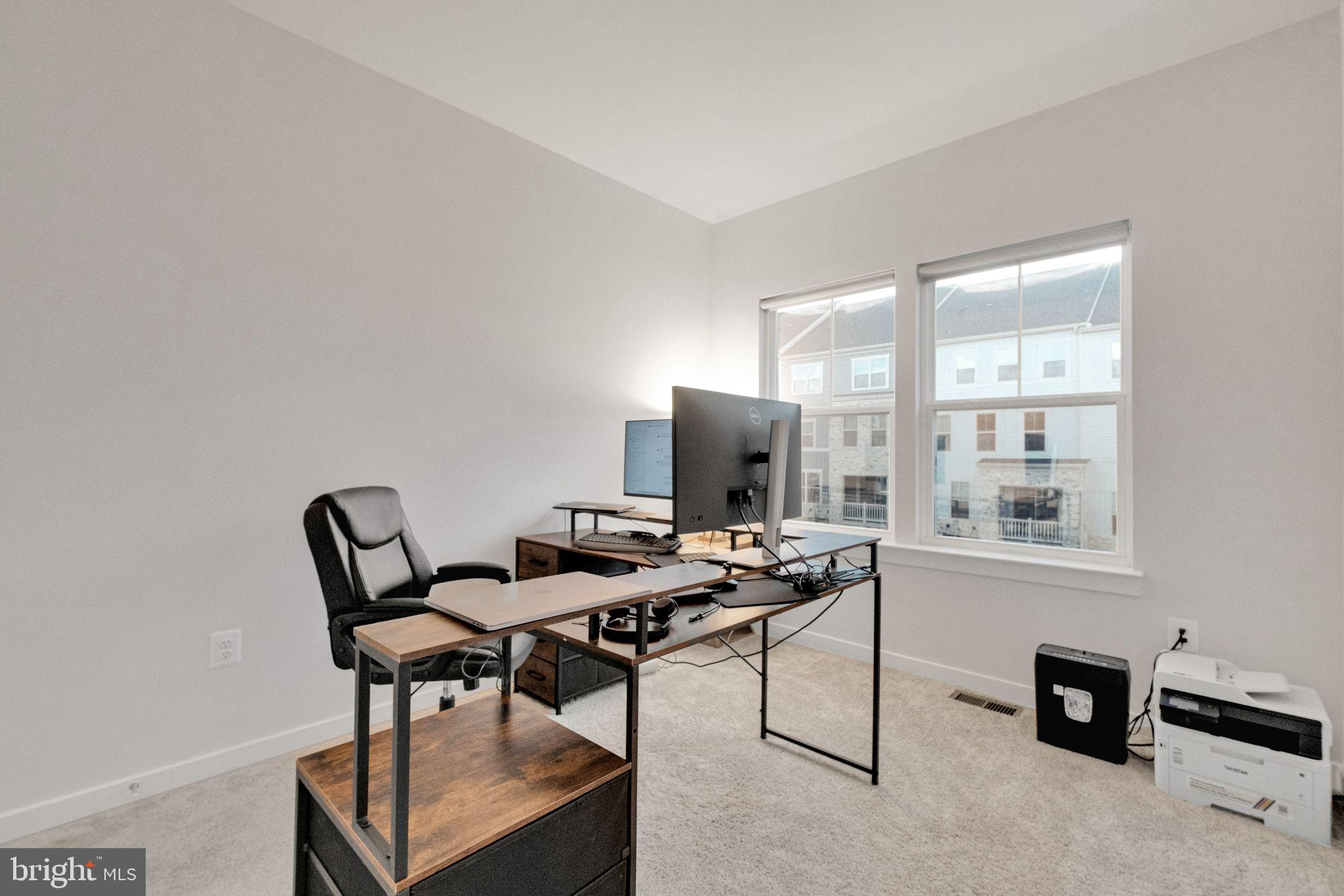 ARCOLA TOWN CENTER - Residential Lease