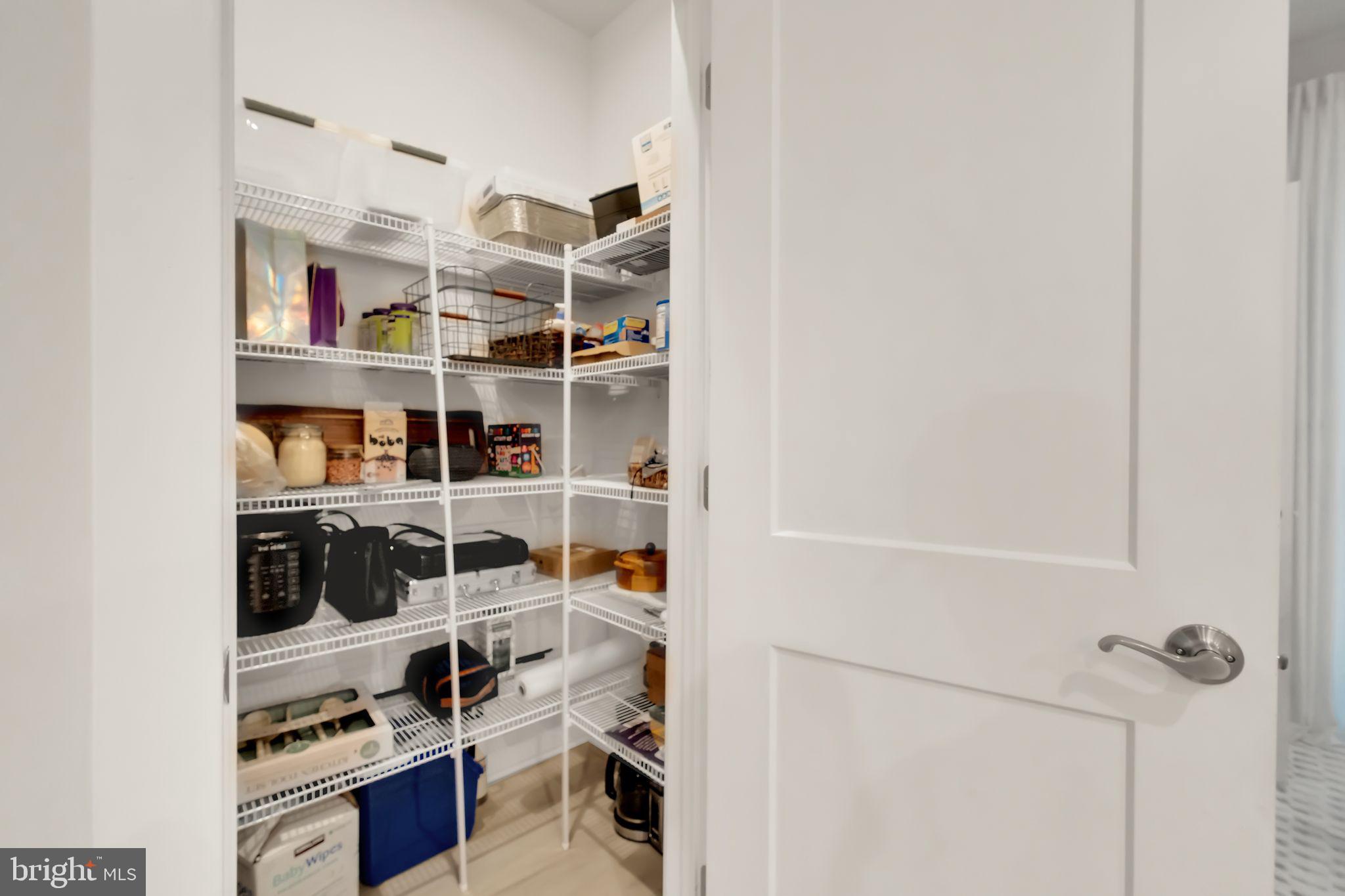 ARCOLA TOWN CENTER - Residential Lease