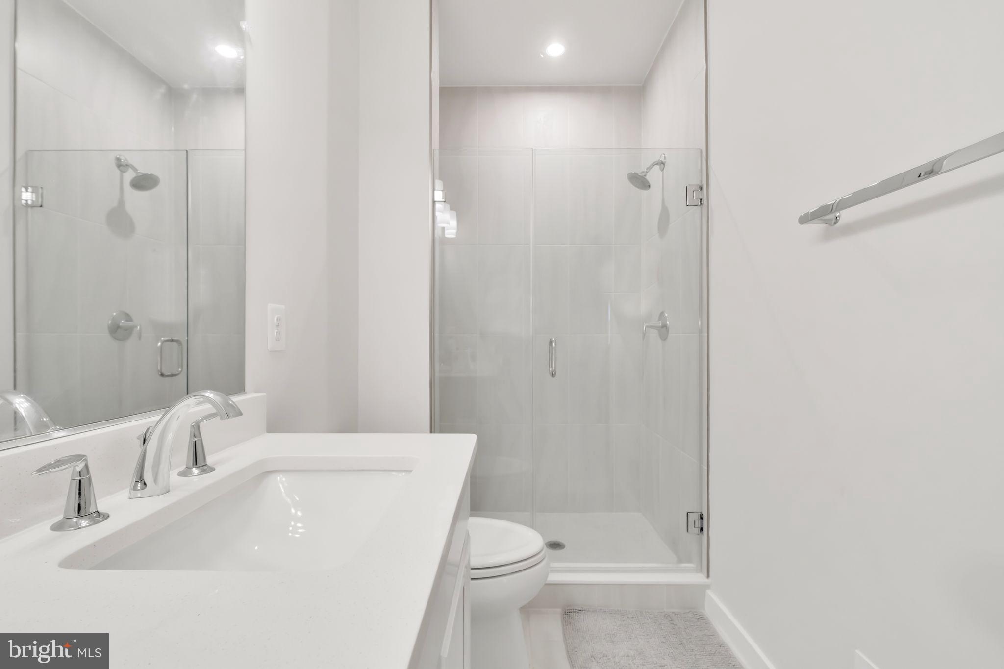 ARCOLA TOWN CENTER - Residential Lease