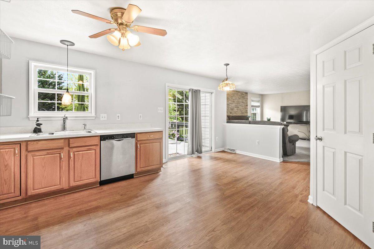 WELLINGTON TRACE - Residential