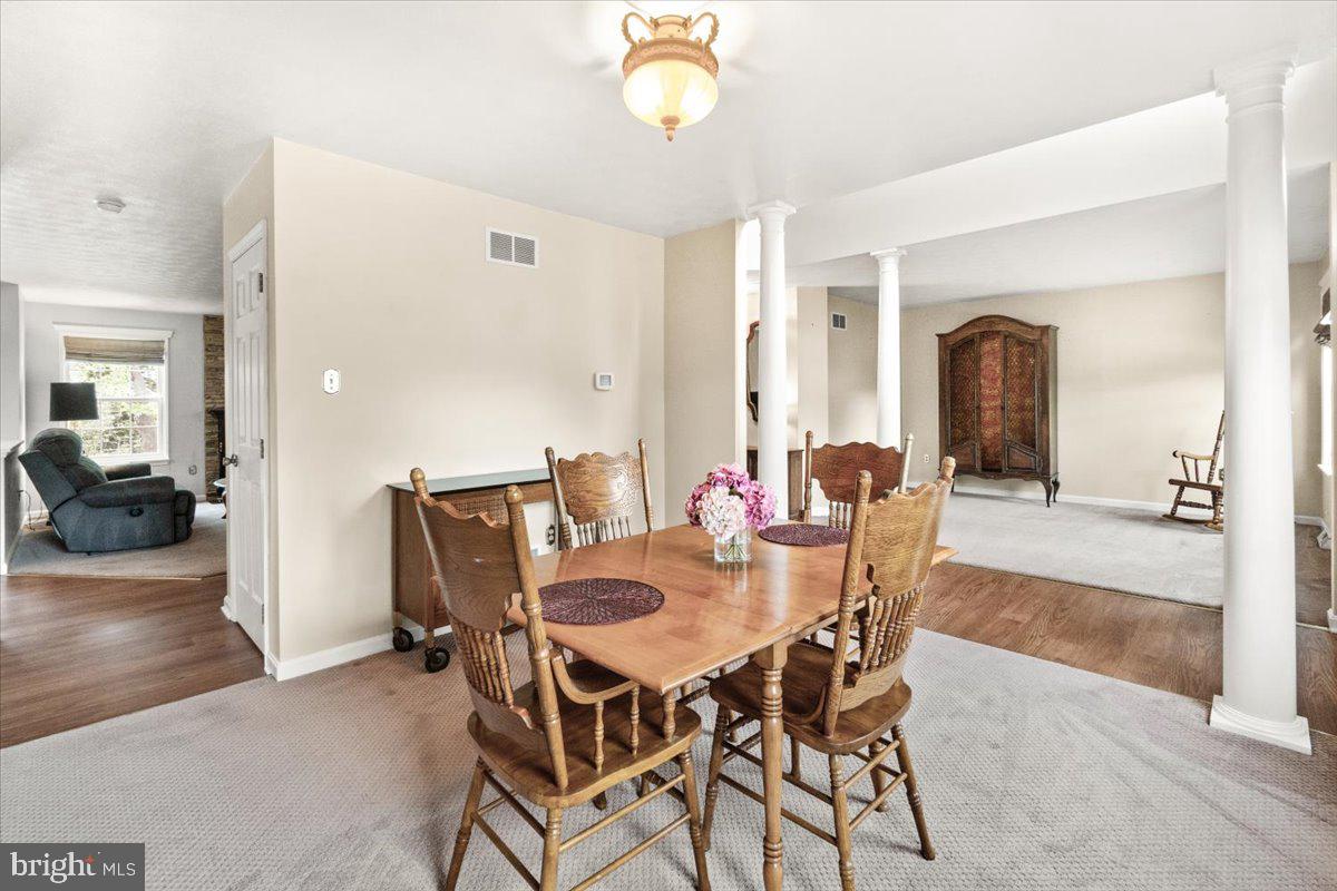 WELLINGTON TRACE - Residential