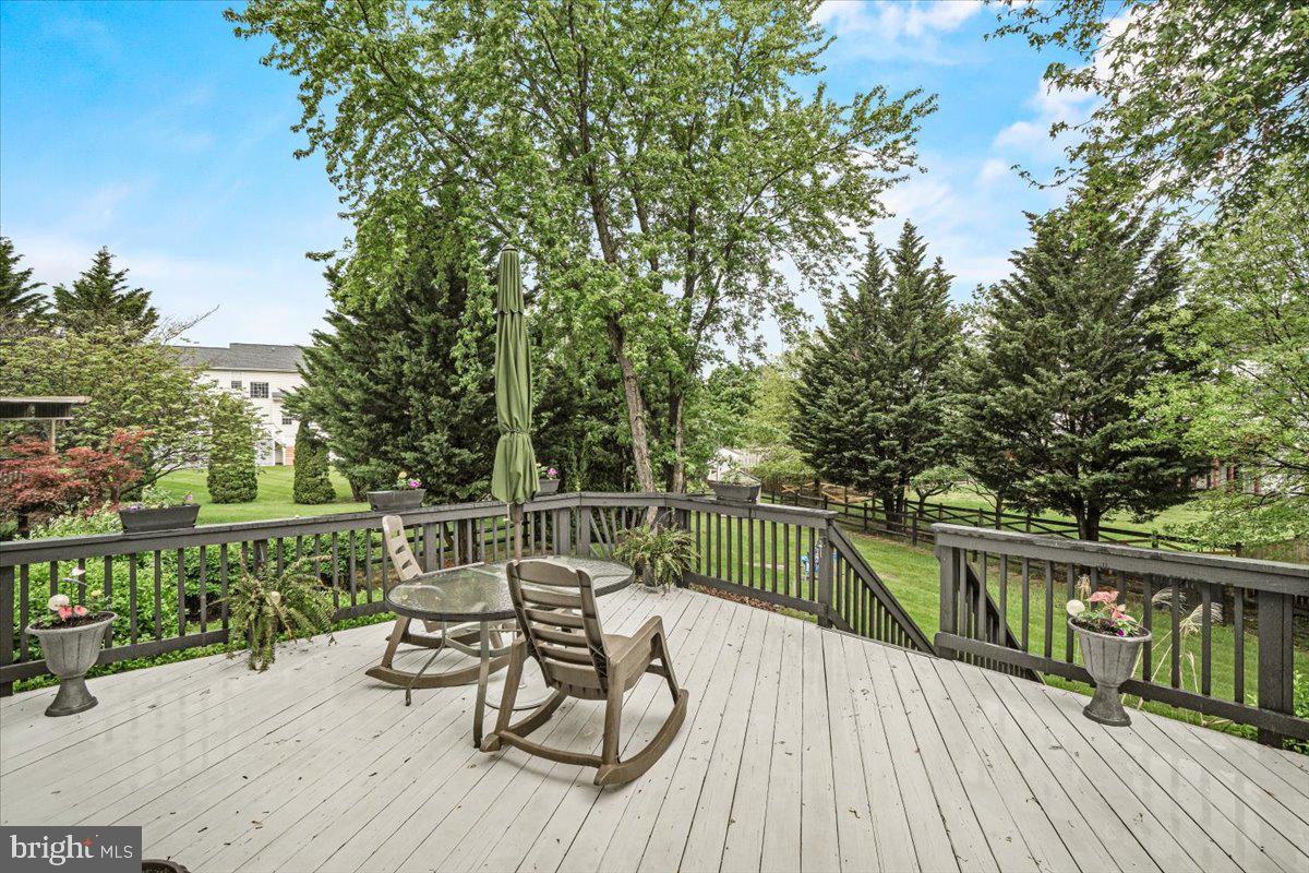 WELLINGTON TRACE - Residential