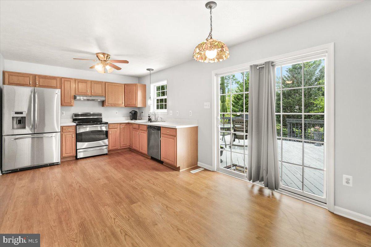 WELLINGTON TRACE - Residential