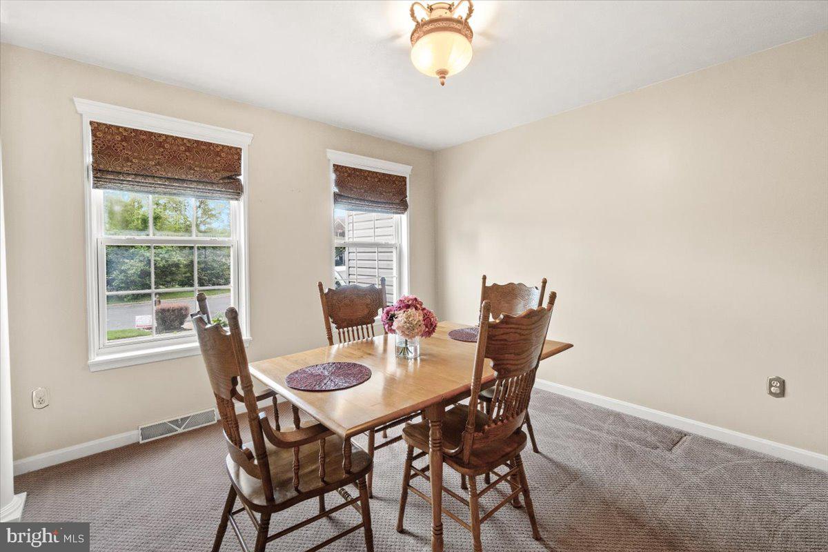 WELLINGTON TRACE - Residential