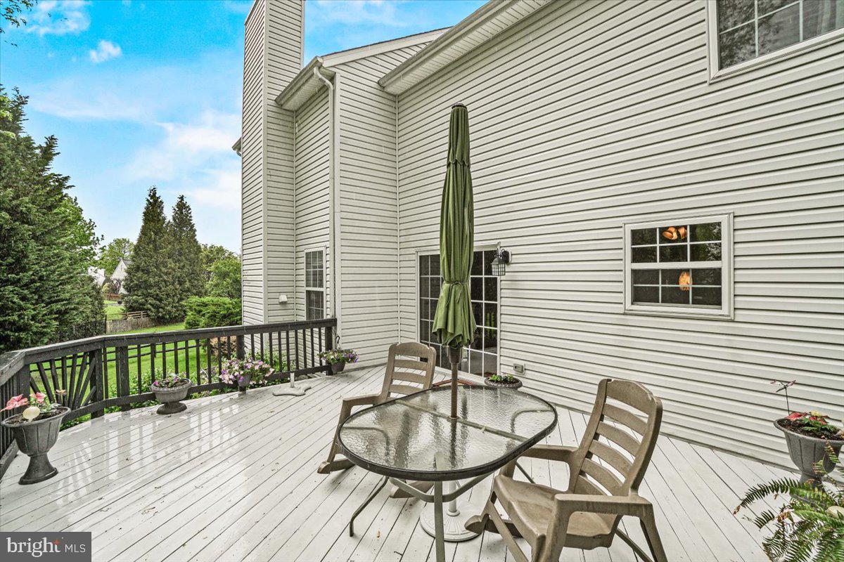 WELLINGTON TRACE - Residential