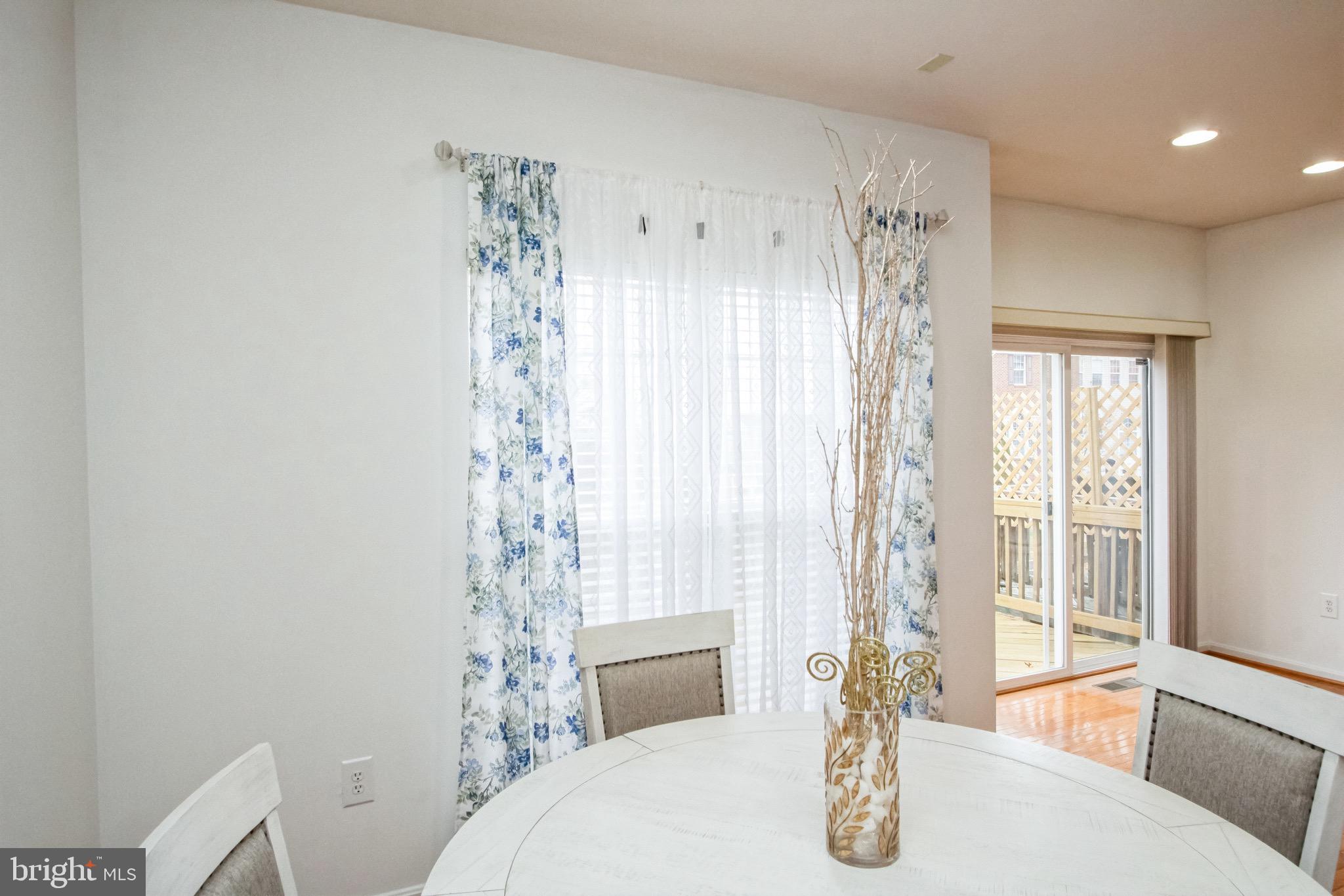 DOGWOODS - Residential