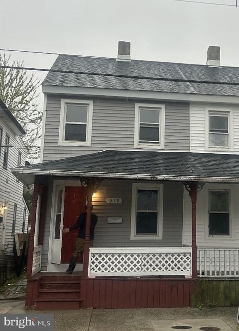 Townhouse For Sale - 219 Wesley Street<br/> SALEM, NJ 08079