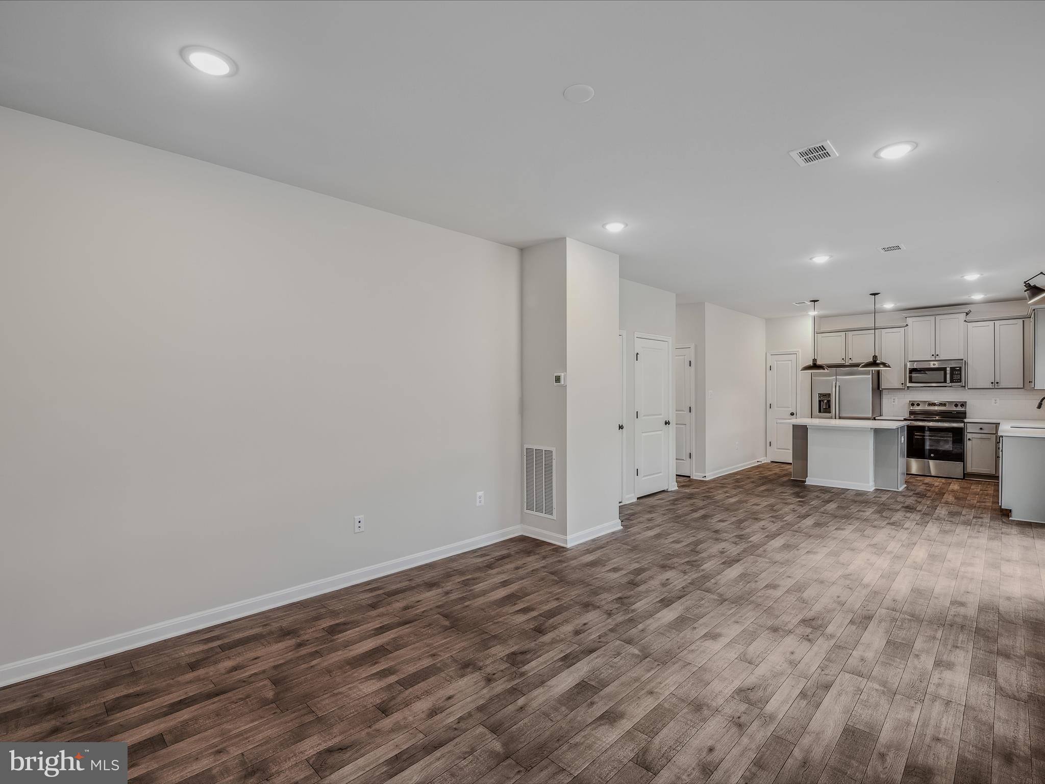 DILLON FARM - Residential Lease