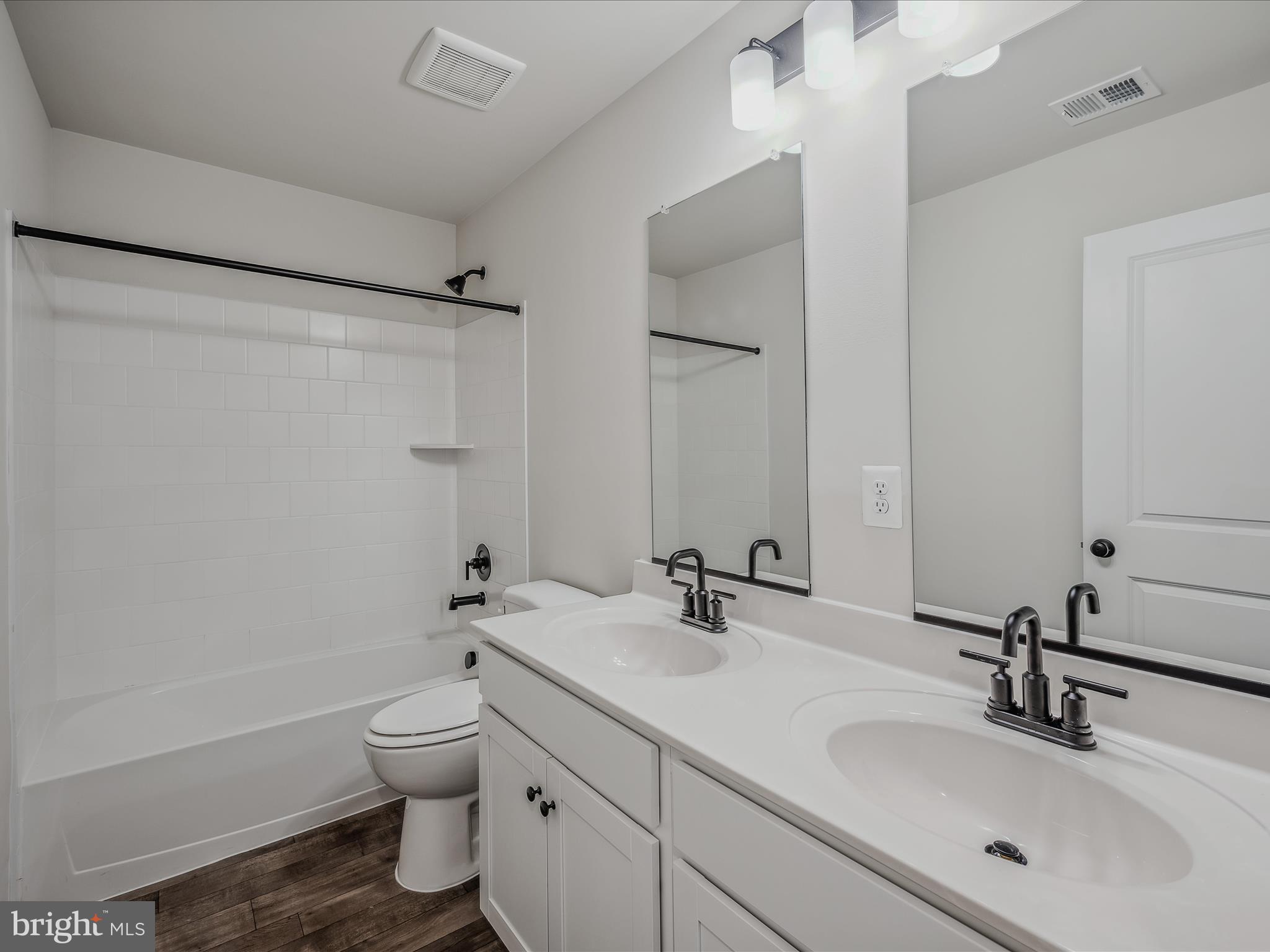 DILLON FARM - Residential Lease